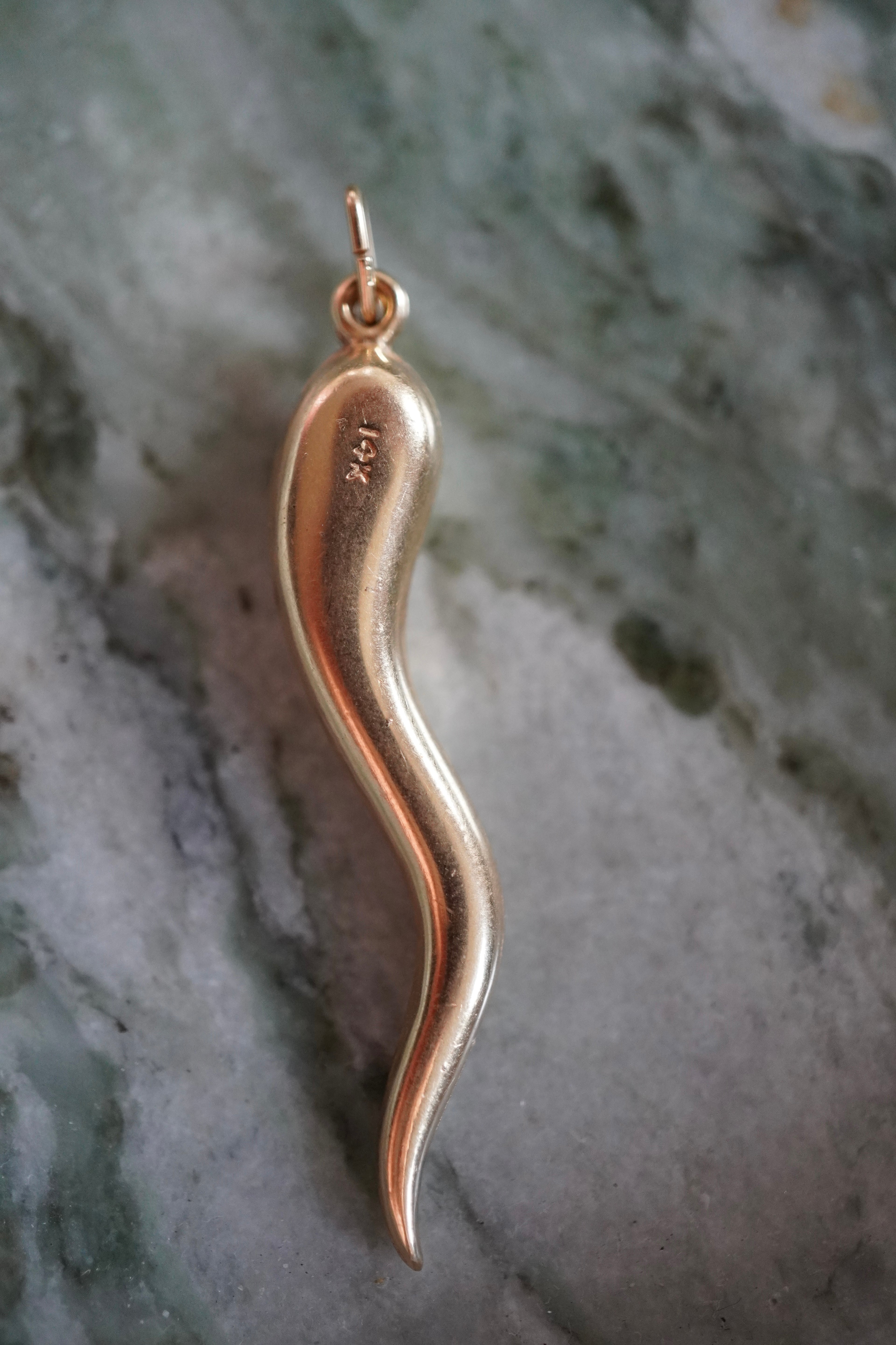 14K Yellow Gold Cornicello Pendant