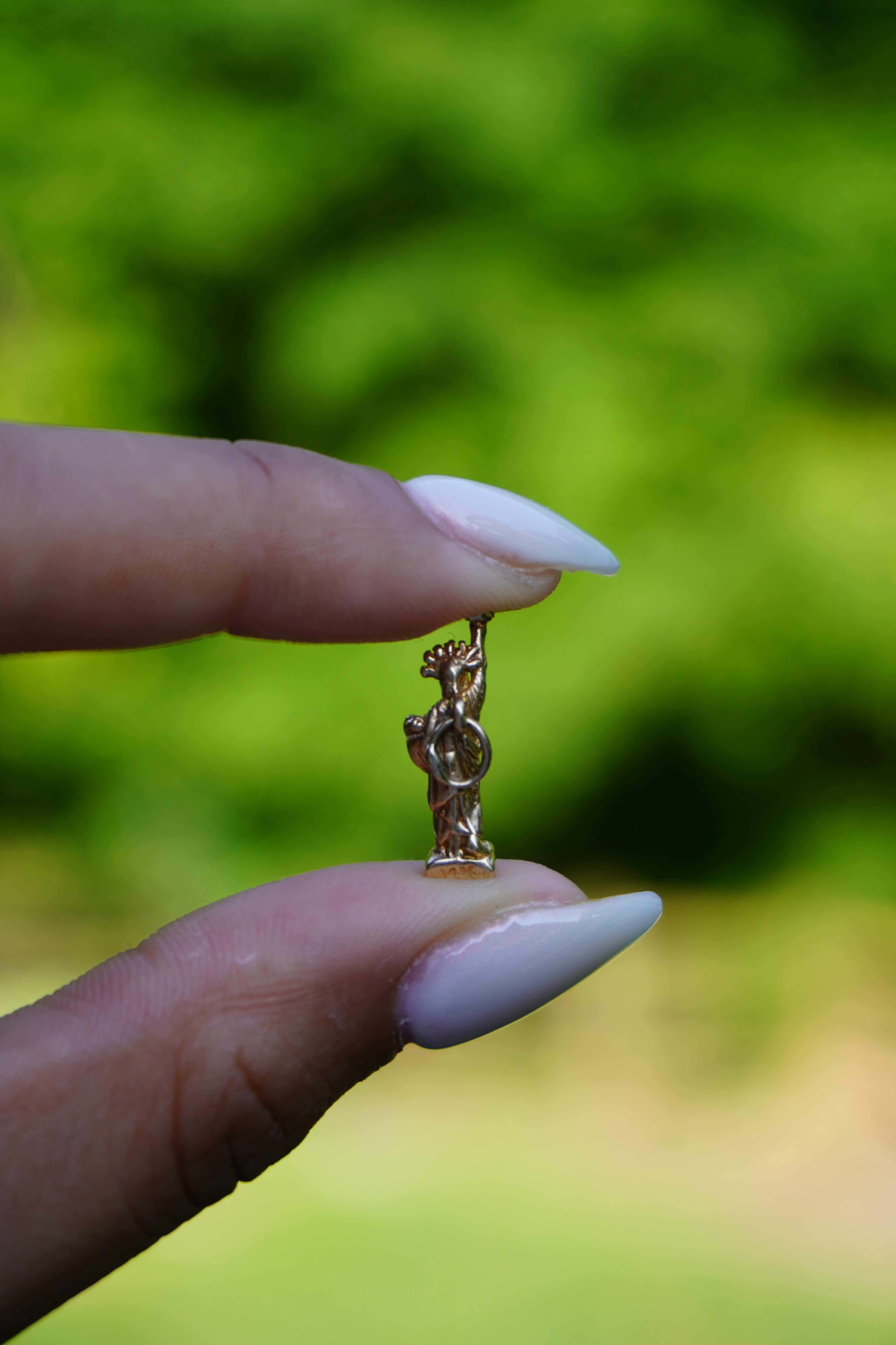 14K Yellow Gold Statue of Liberty Pendant .45" 2g