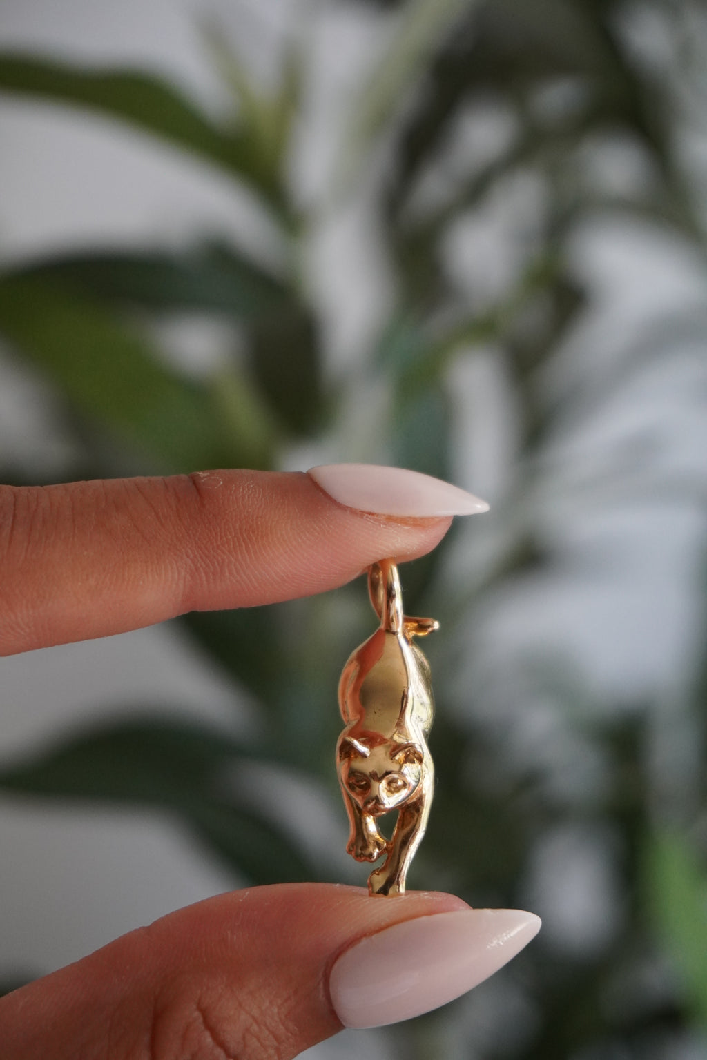 14K Yellow Gold Cat Pendant (3.3 g)