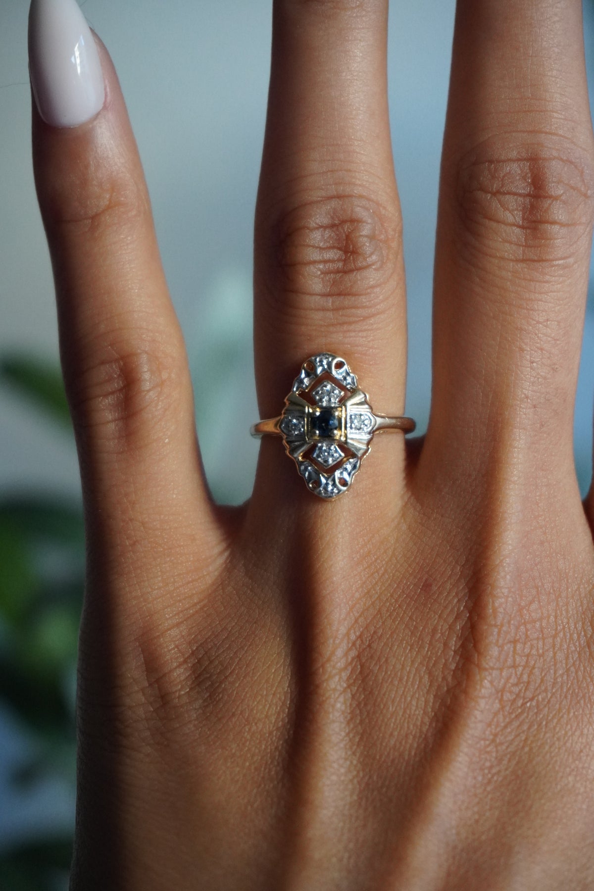 14K Antique Yellow Gold Diamond Sapphire Ring Sz 5.5 (2.8 g)