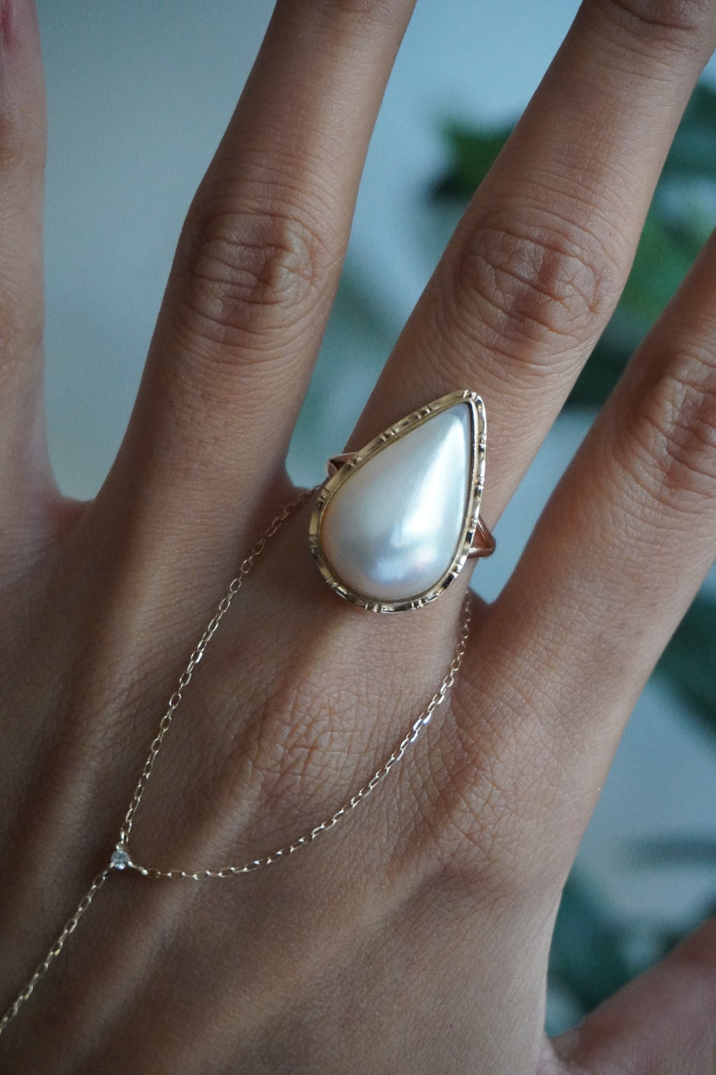 14K Yellow Gold Mabe Pearl Ring Sz 7.25 (4.3 g)