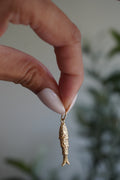 14K Yellow Gold Articulated Fish Pendant (2.1 g)