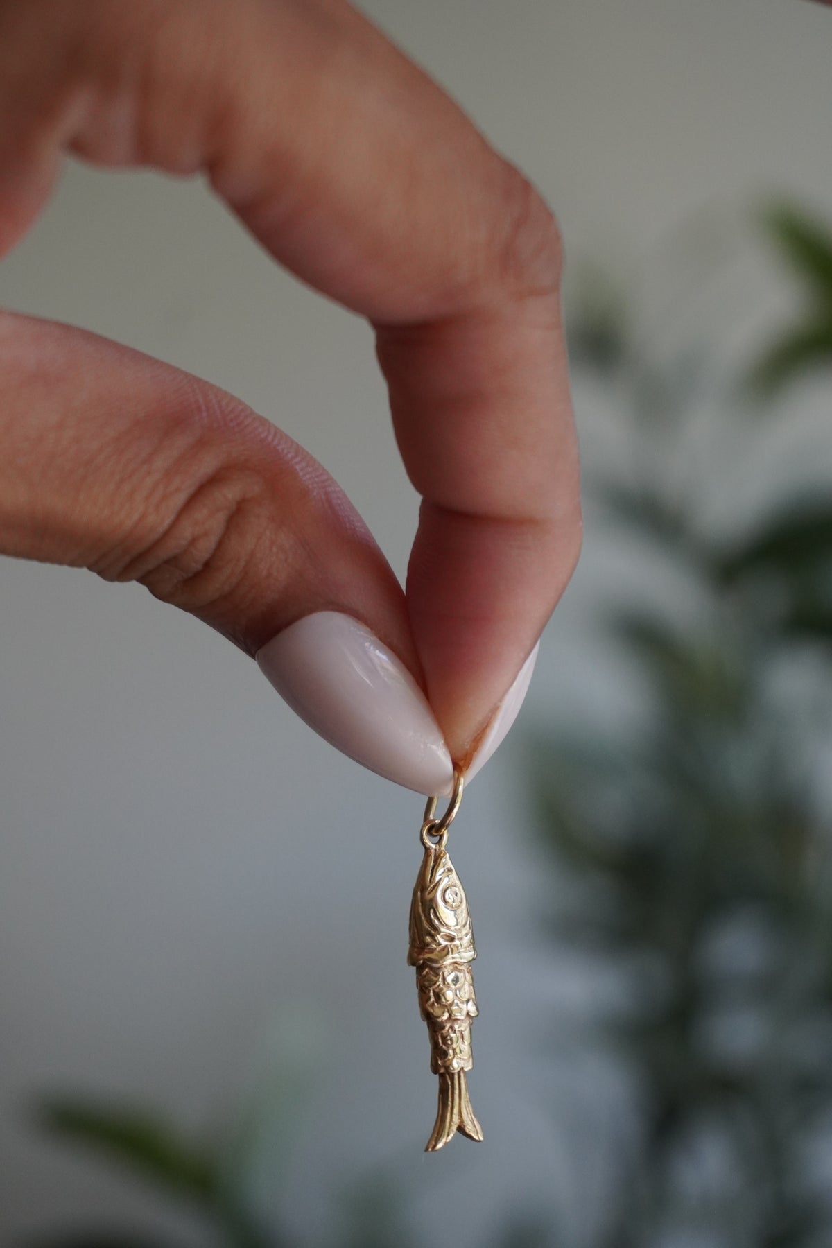 14K Yellow Gold Articulated Fish Pendant (2.1 g)