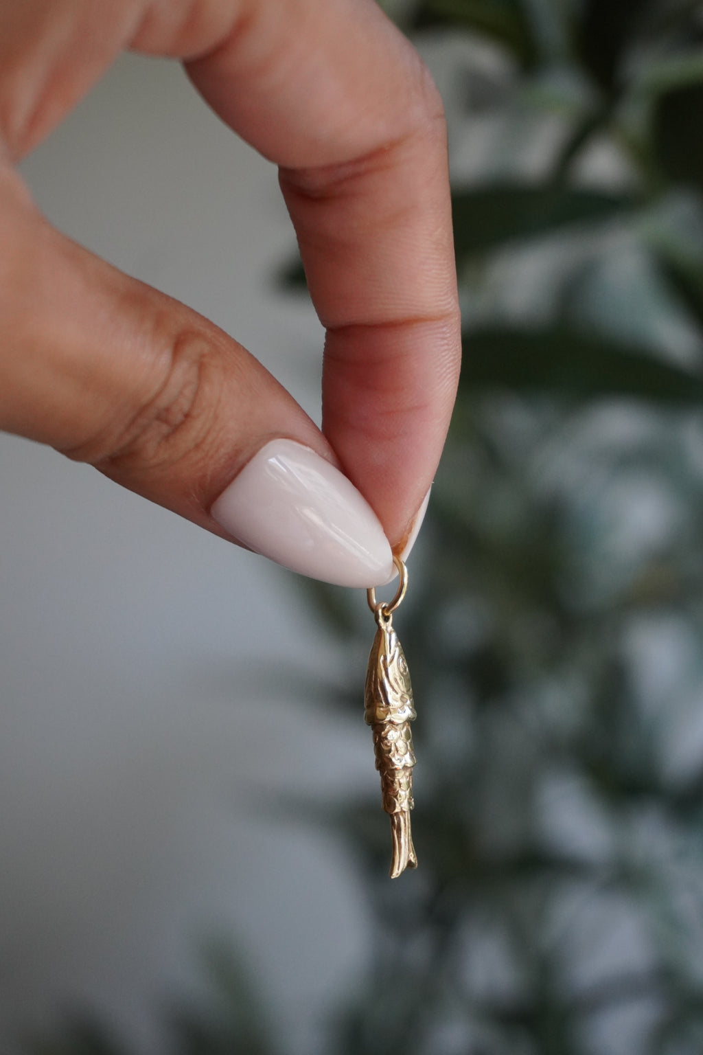 14K Yellow Gold Articulated Fish Pendant (2.1 g)