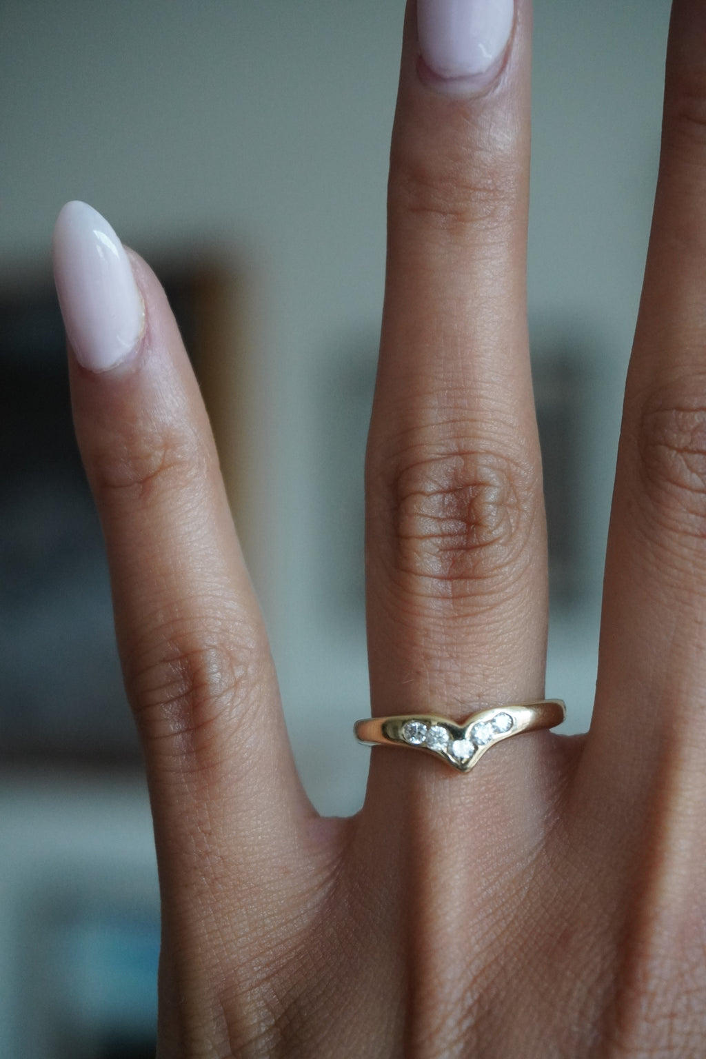 14K Yellow Gold Diamond Chevron Ring Sz 5.75