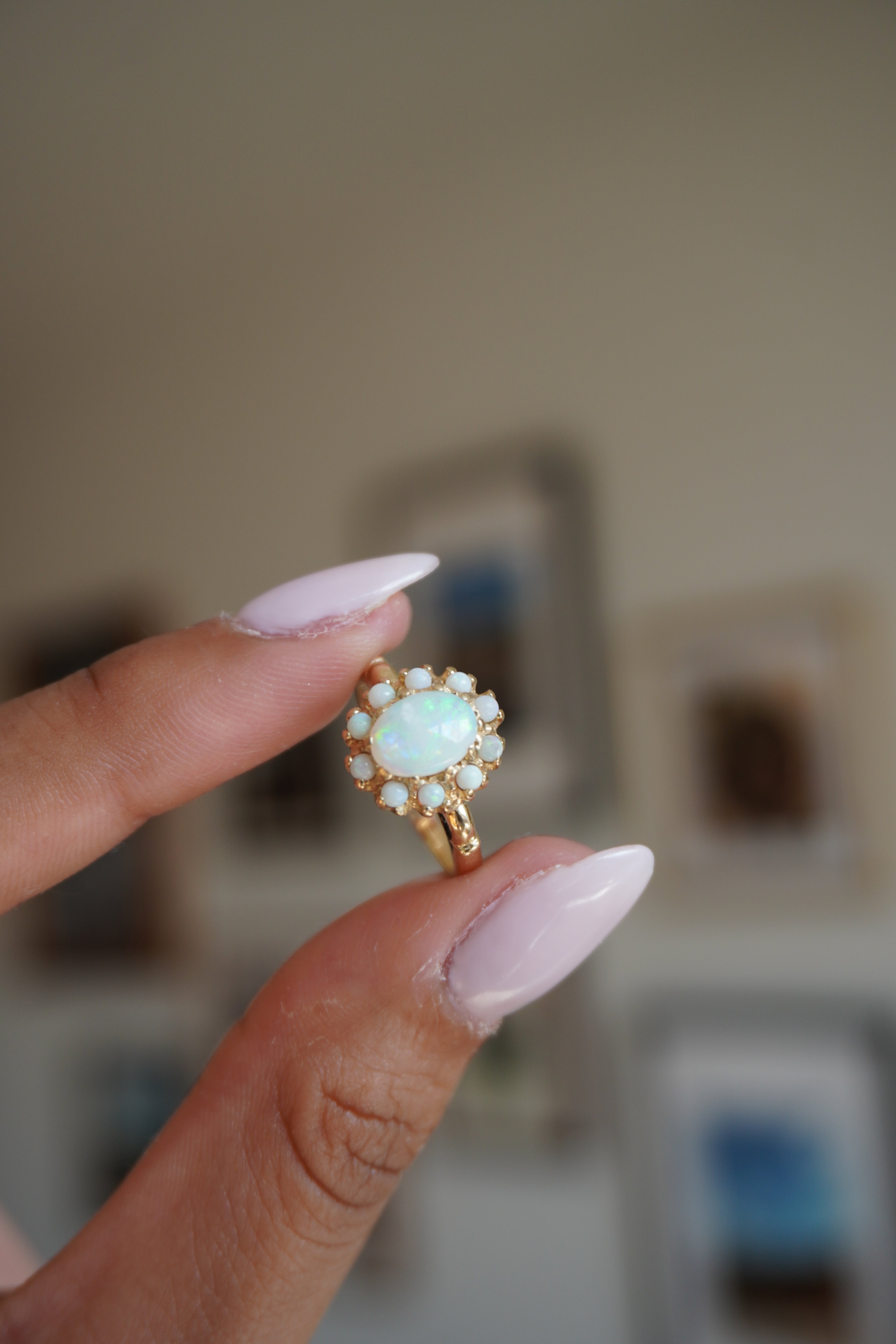 14K Yellow Gold Opal Ring Sz 6.25