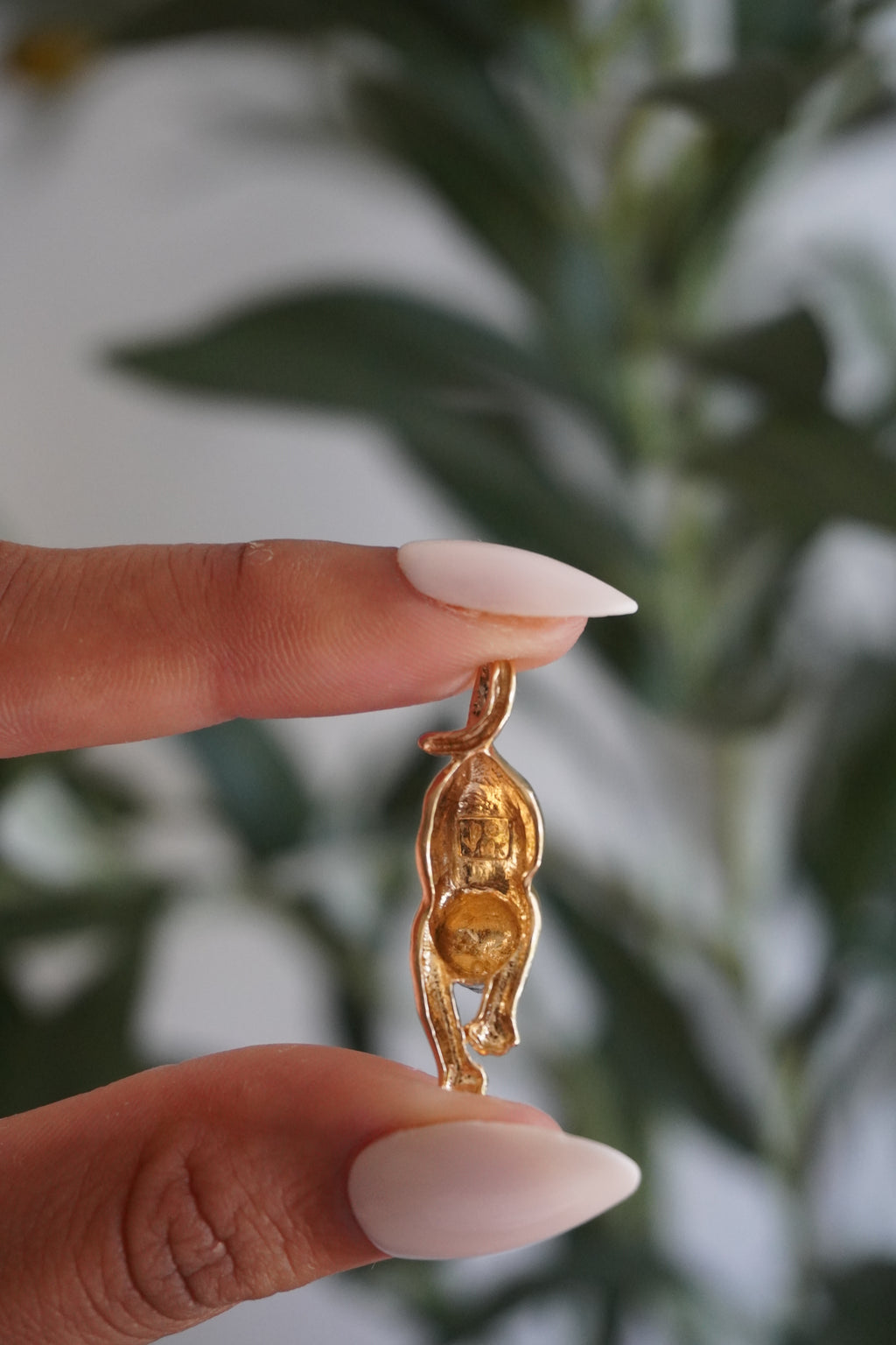 14K Yellow Gold Cat Pendant (3.3 g)