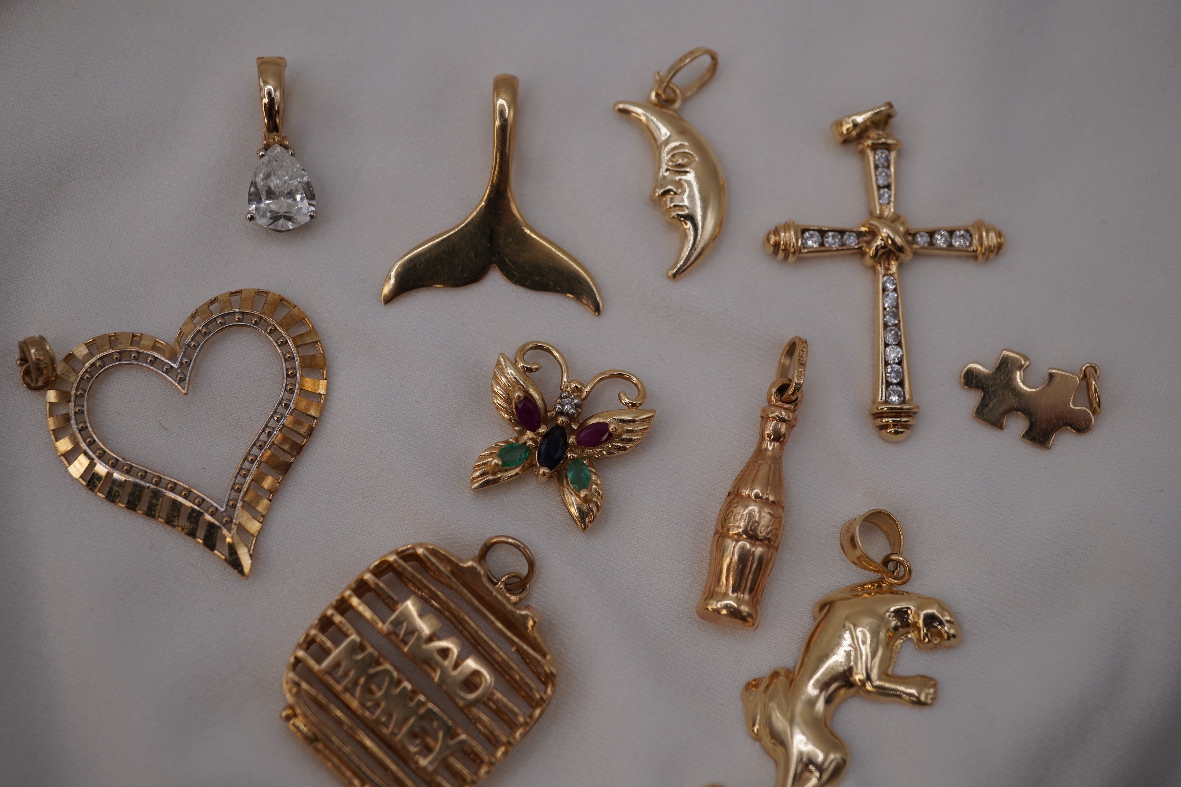 14K Yellow Gold Panther Pendant