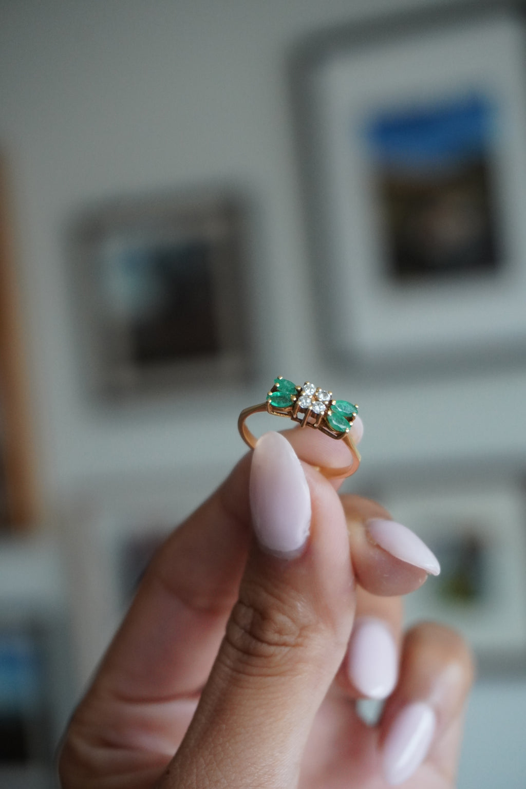 10K Yellow Gold Emerald Diamond Bow Tie Ring Sz 6