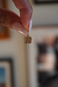 14K Yellow Gold Number '18' Pendant