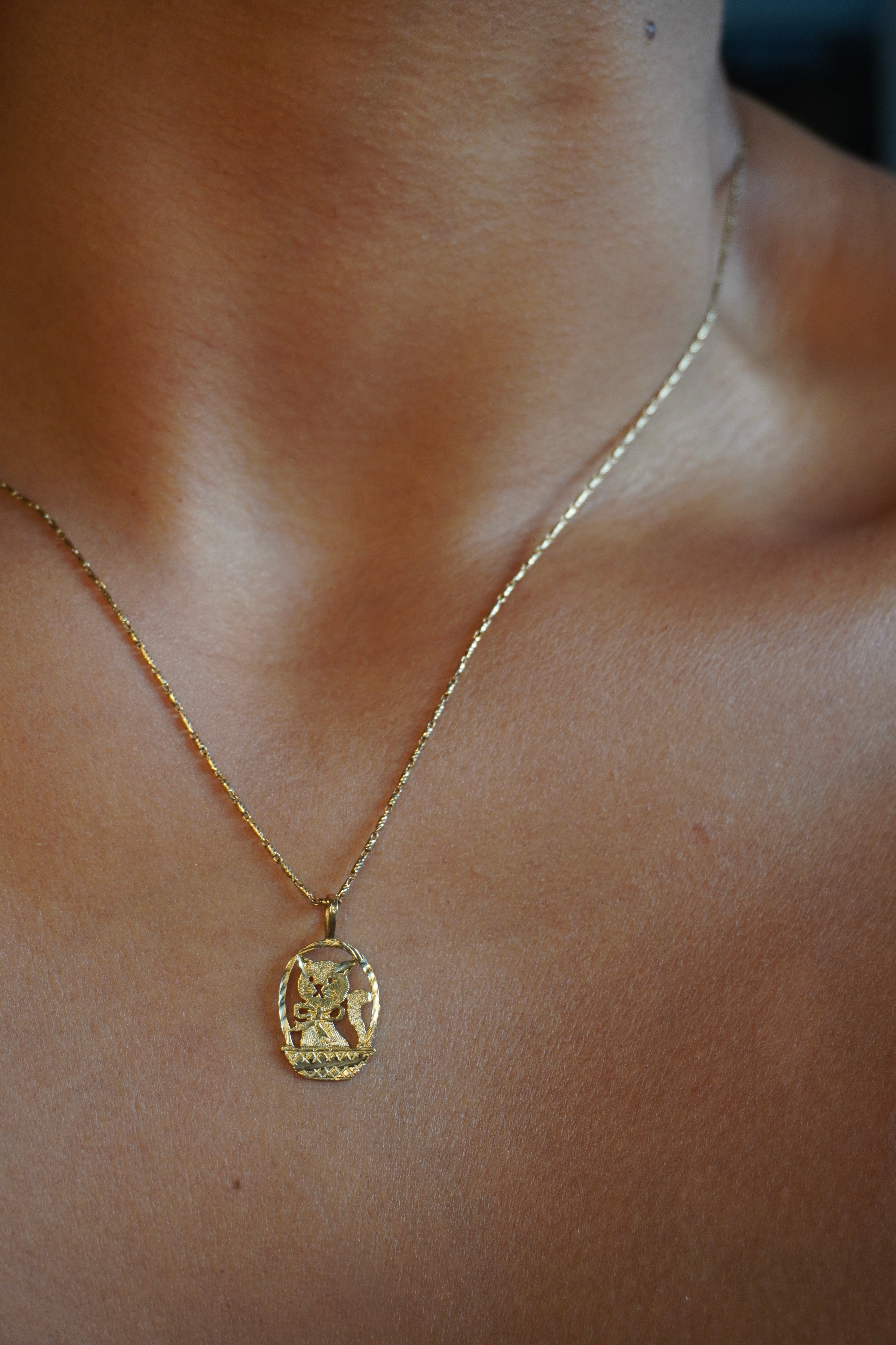 14K Yellow Gold Cat Basket Pendant