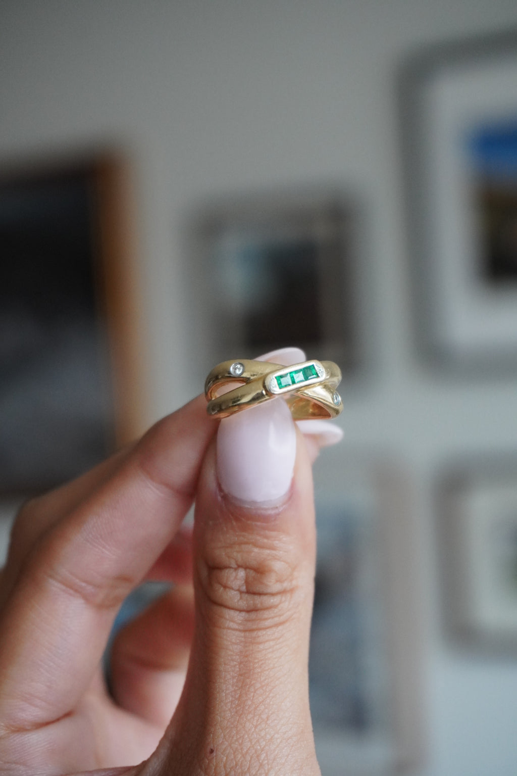 14K Yellow Gold Emerald Diamond Crossover Ring Sz 6