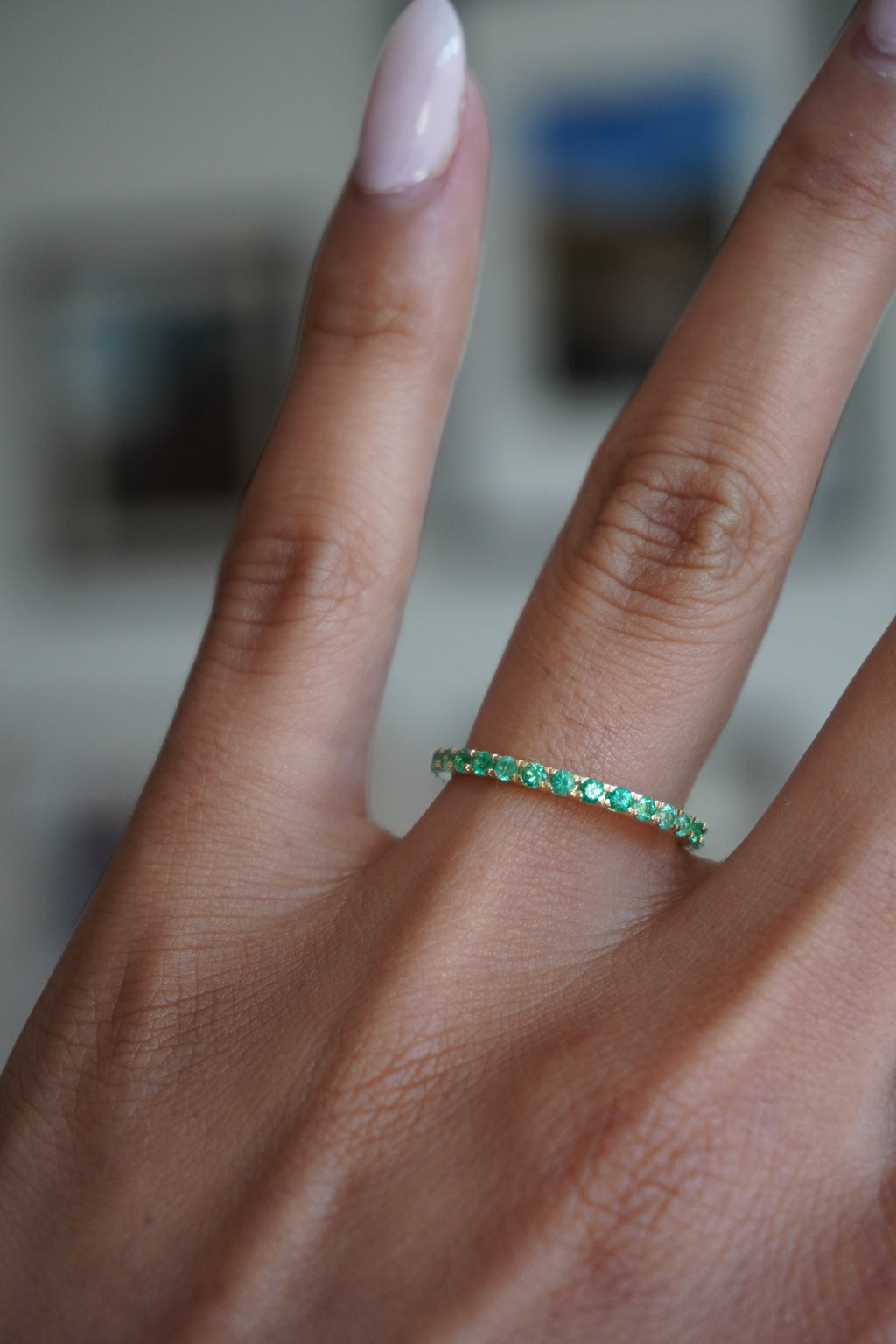 14K Yellow Gold Emerald (0.66 ctw) Eternity Band Sz 6