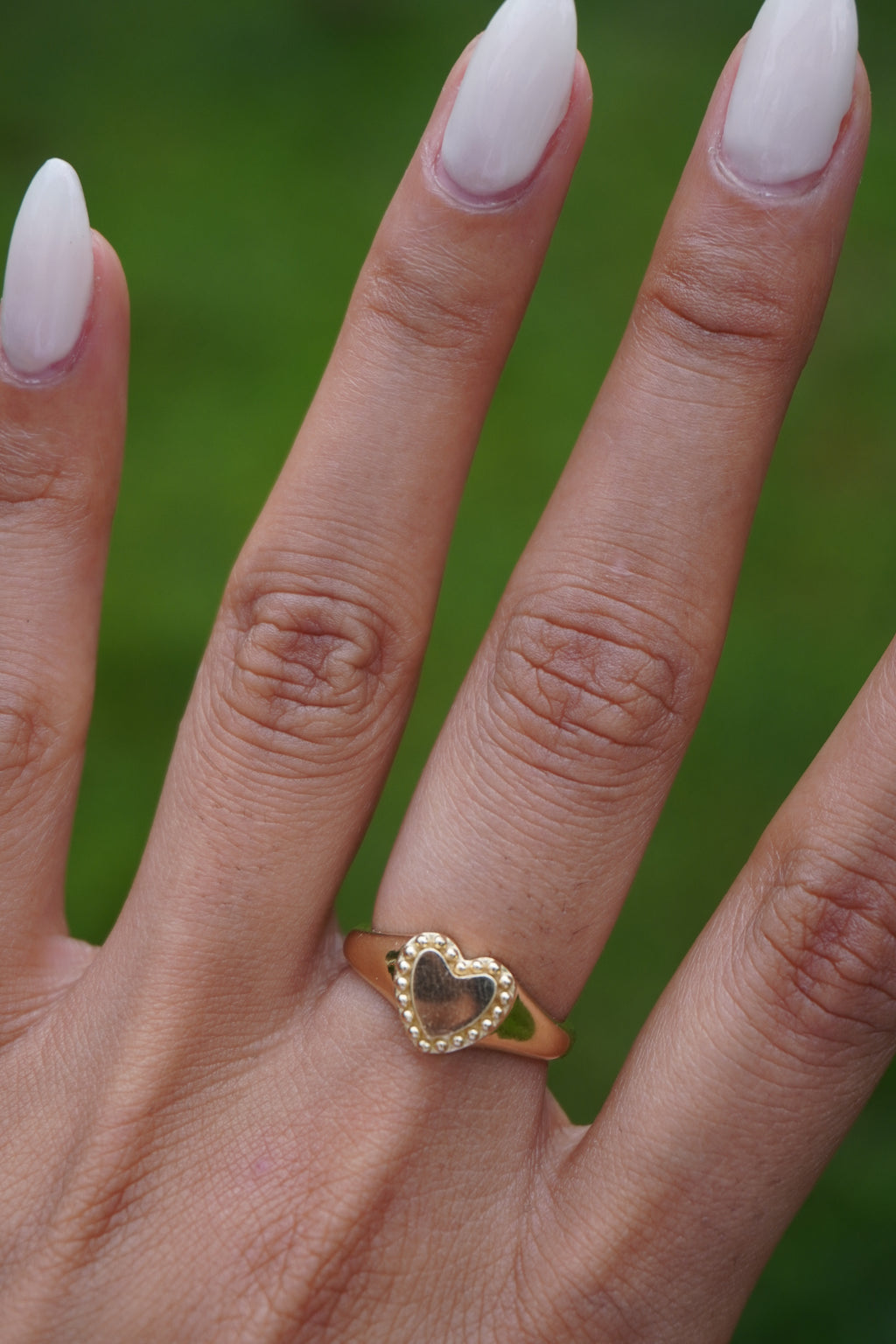 14K Yellow Gold Heart Signet Ring Sz 6 (3.4 grams)