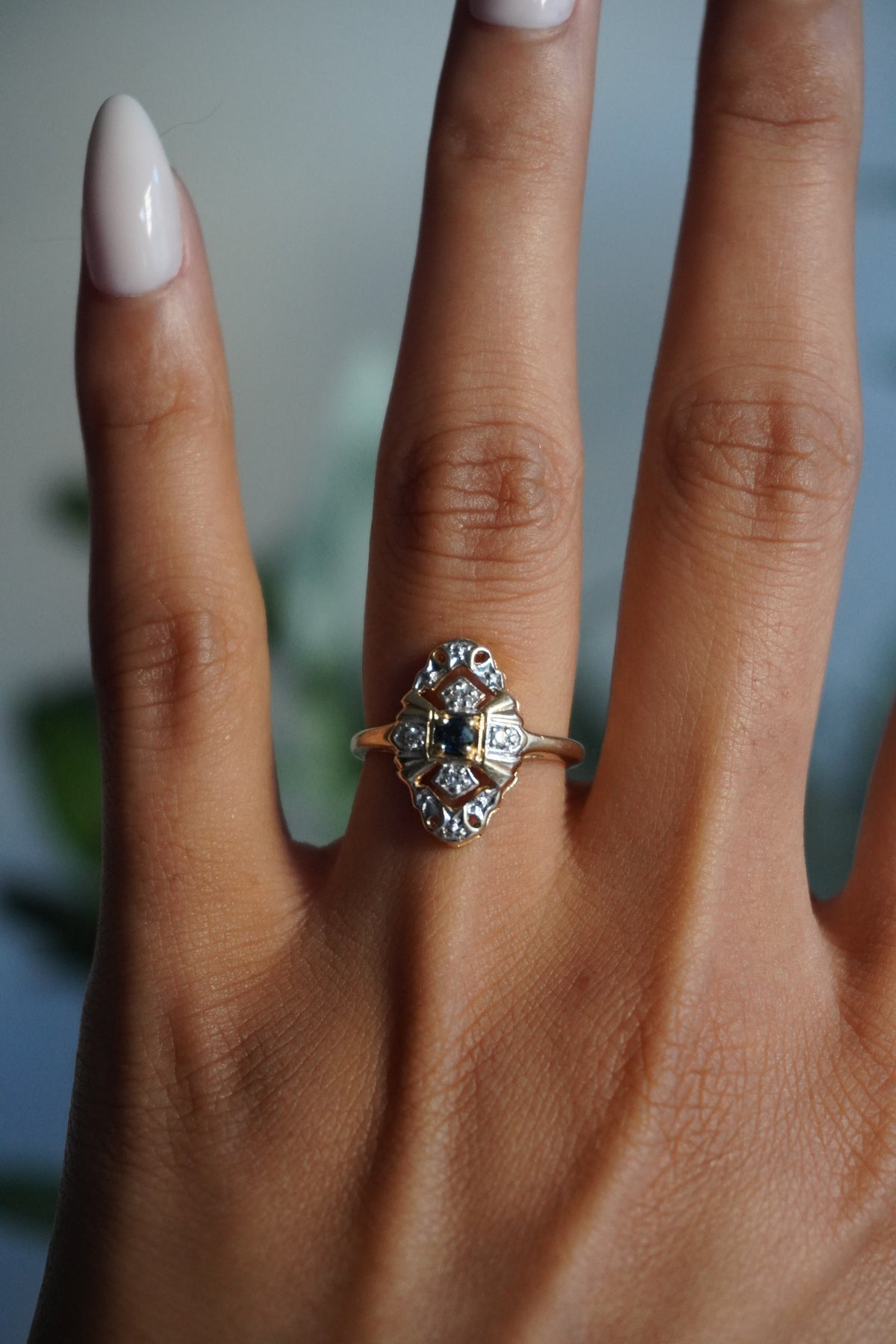 14K Antique Yellow Gold Diamond Sapphire Ring Sz 5.5 (2.8 g)