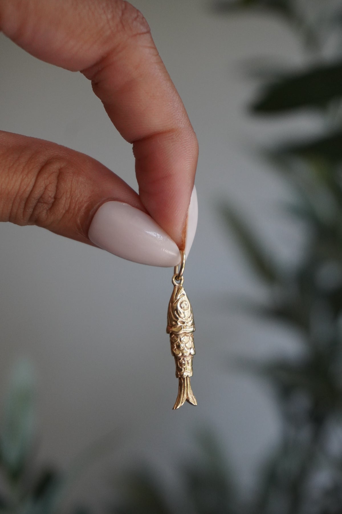 14K Yellow Gold Articulated Fish Pendant (2.1 g)