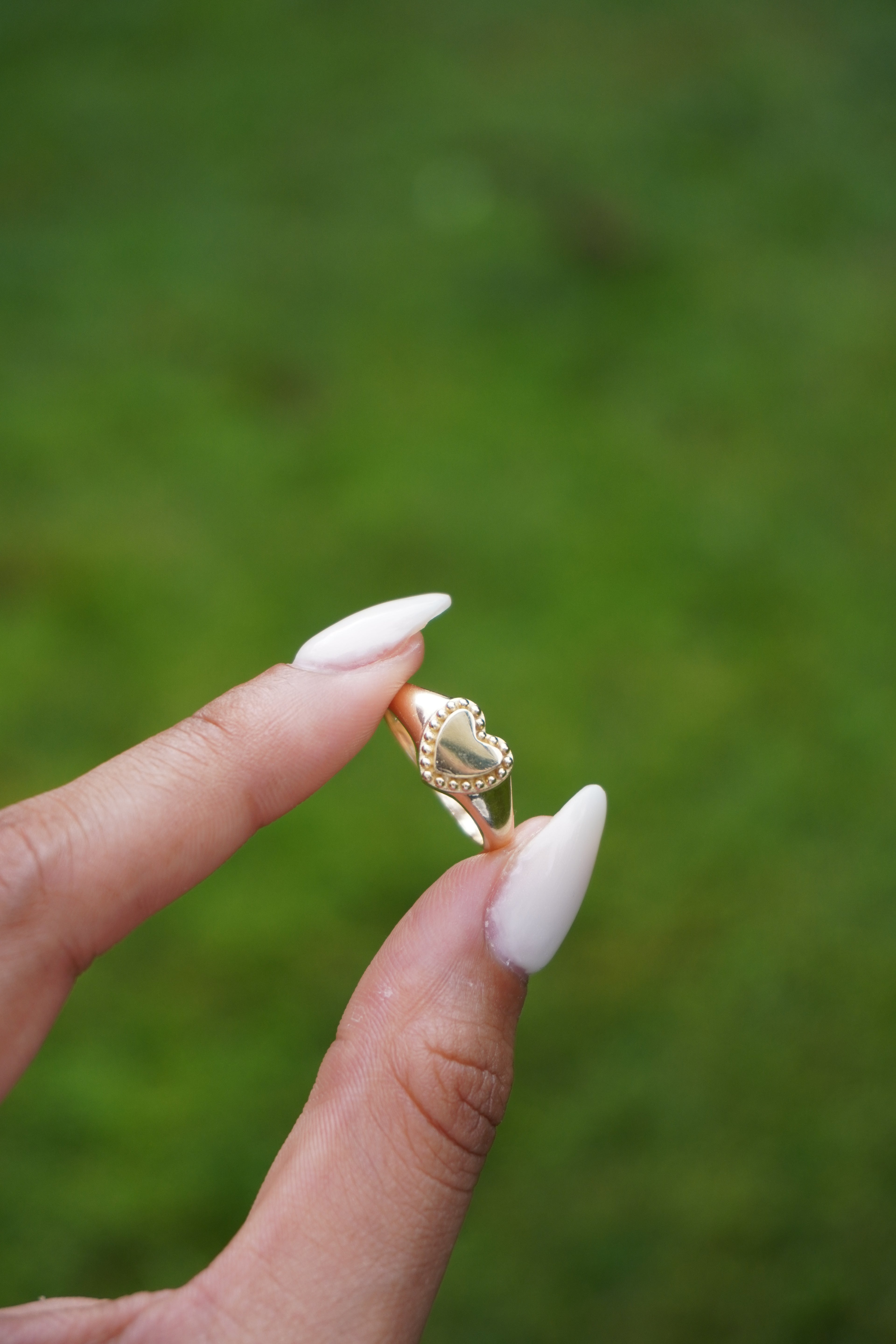 14K Yellow Gold Heart Signet Ring Sz 6 (3.4 grams)