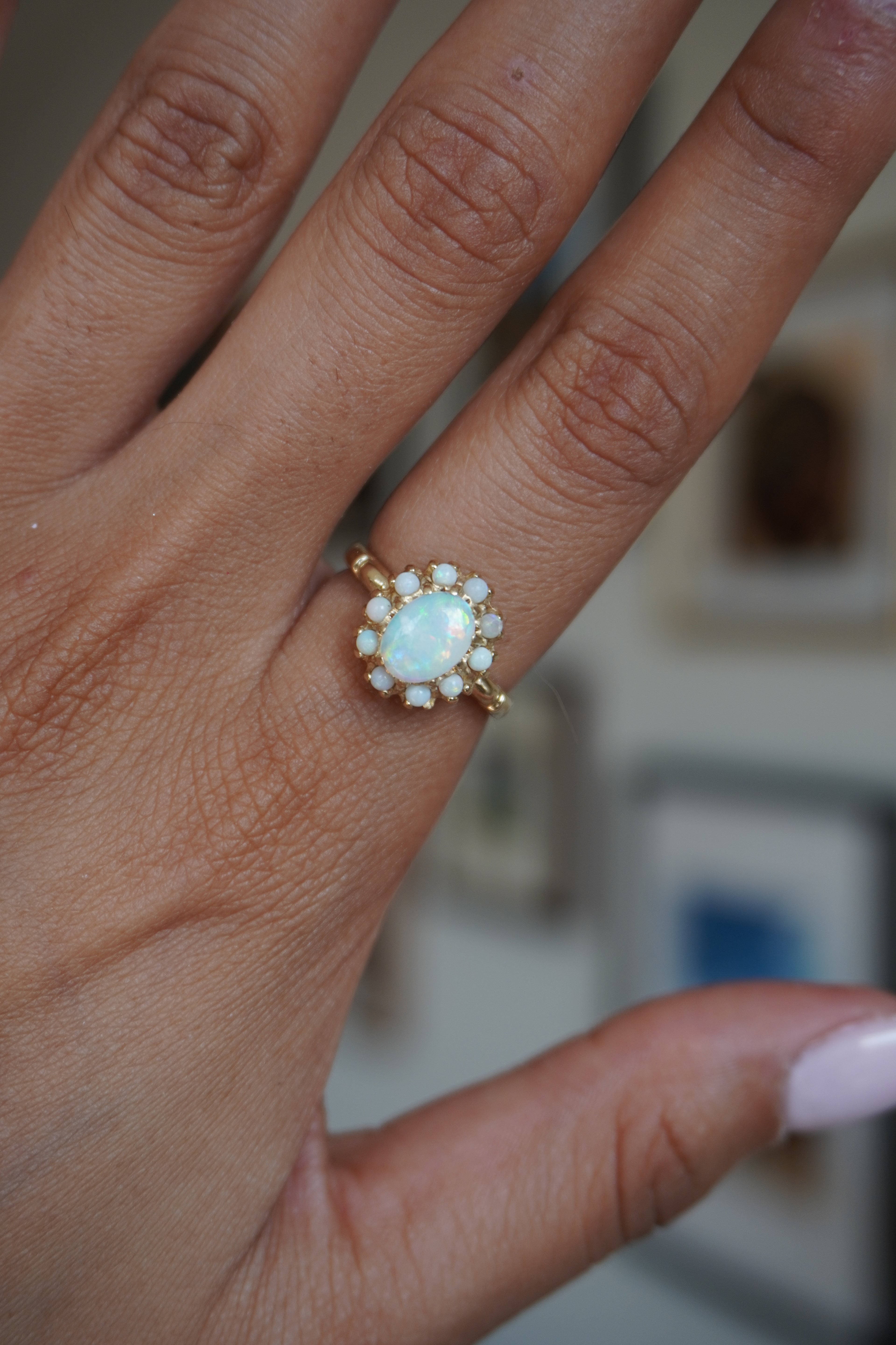 14K Yellow Gold Opal Ring Sz 6.25