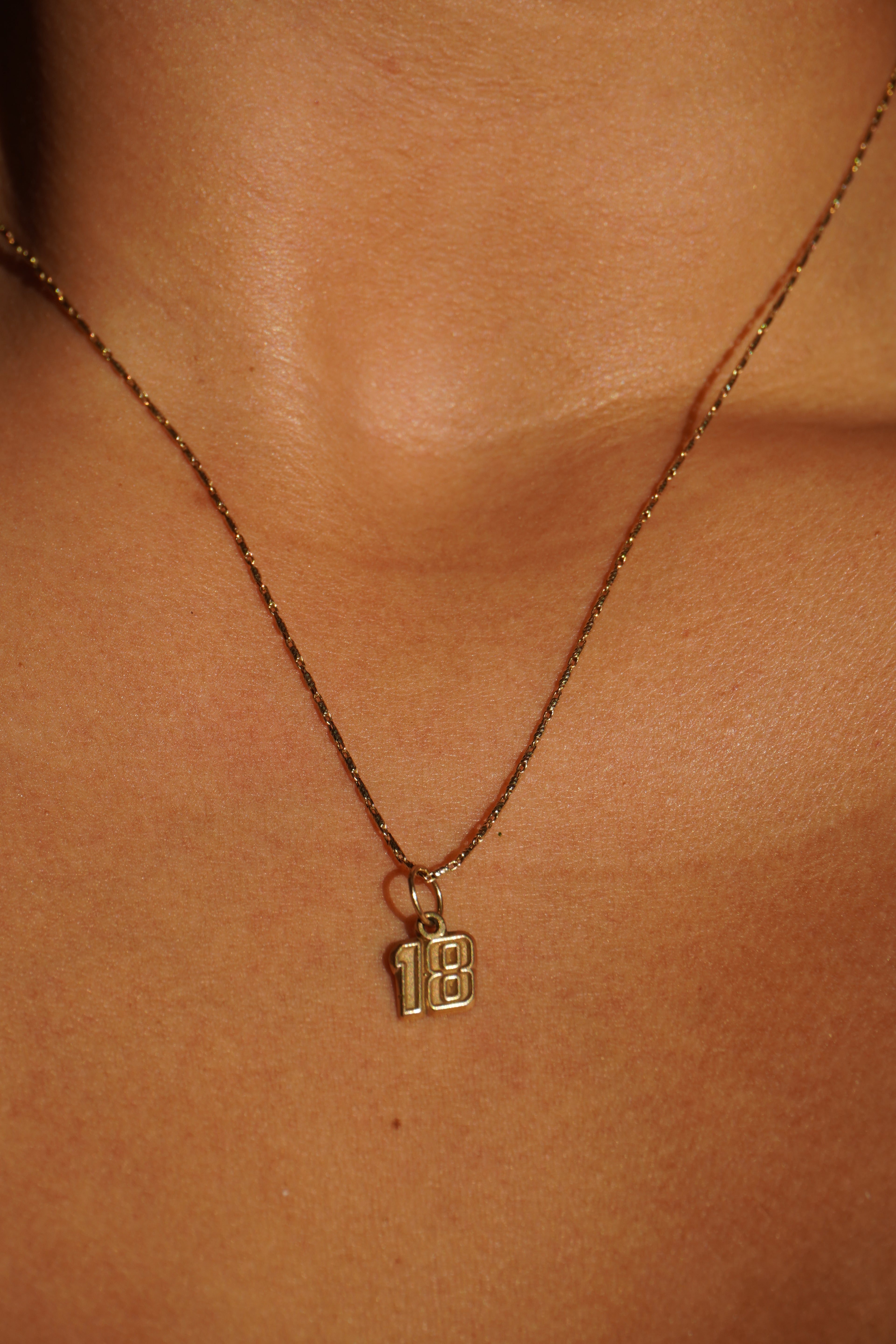14K Yellow Gold Number '18' Pendant