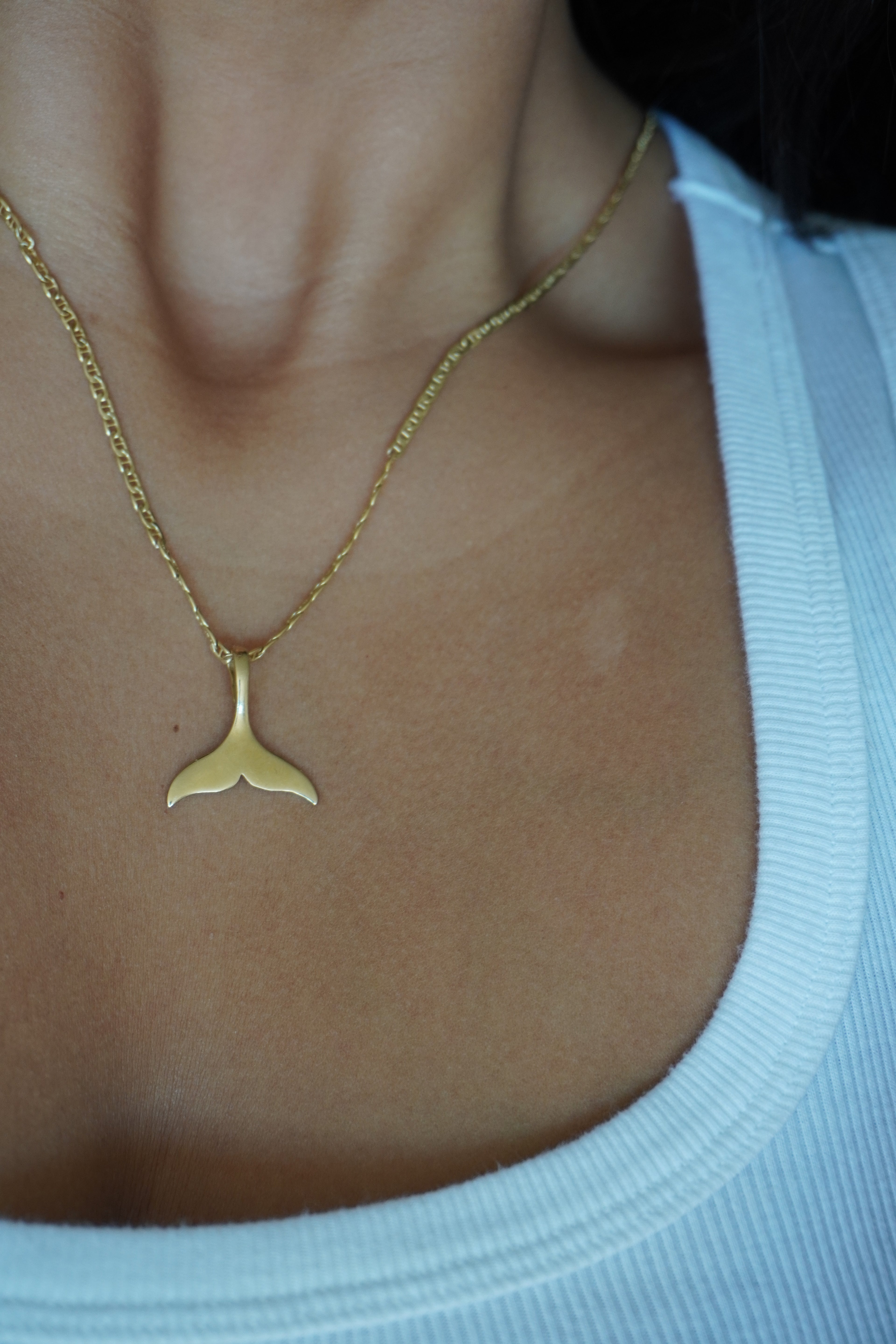 14K Yellow Gold Whale Tail Pendant ~1"