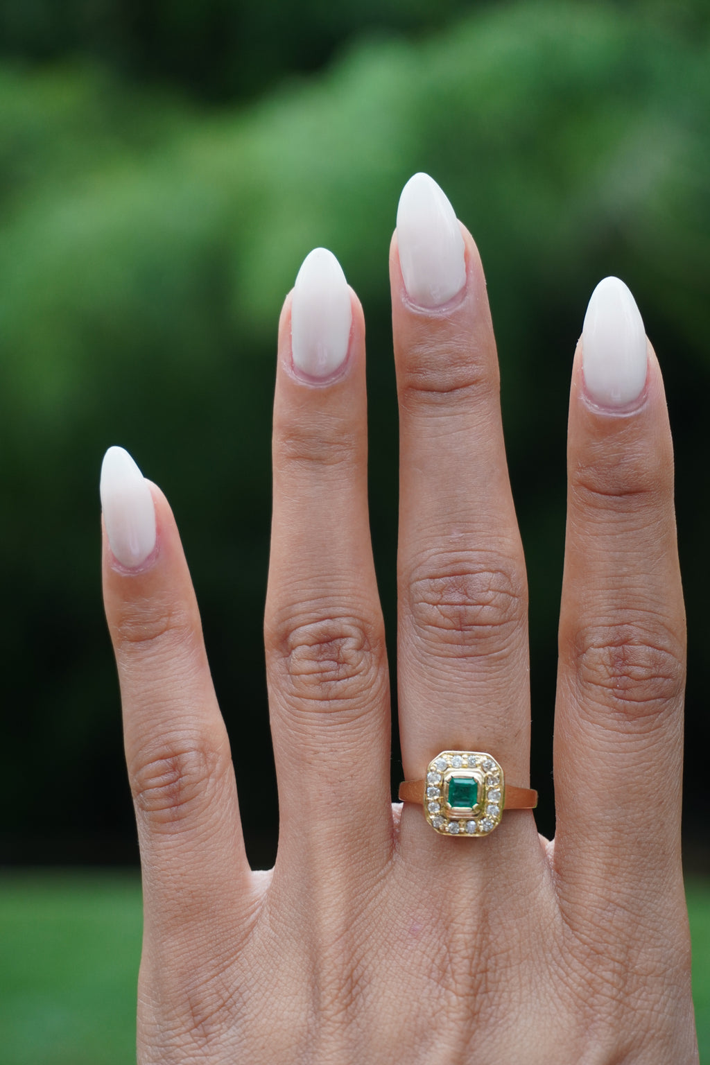 18K Yellow Gold Emerald Diamond Ring Sz 7 (3.7 grams)