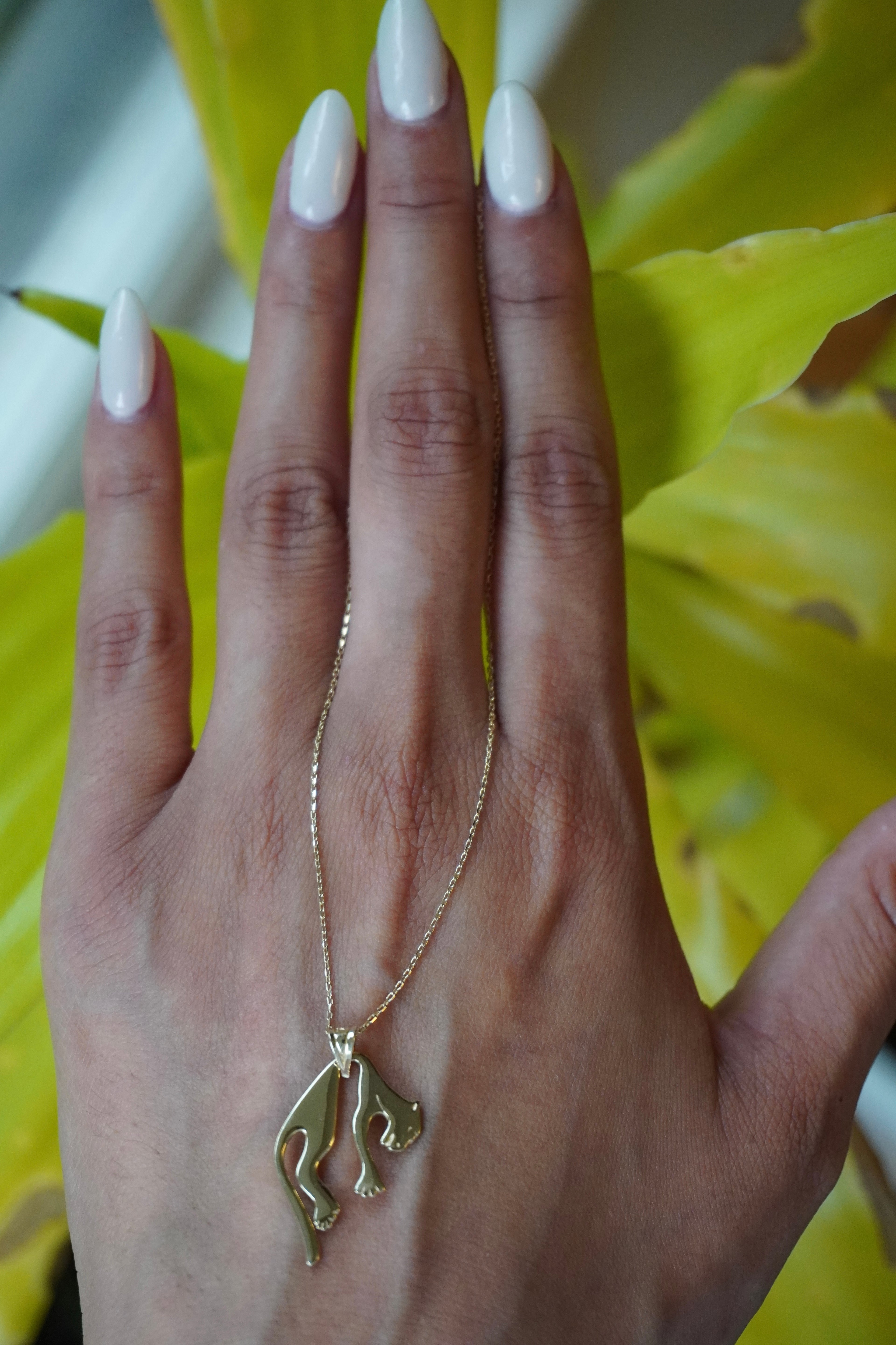 14K Yellow Gold Hanging Panther Necklace 16"