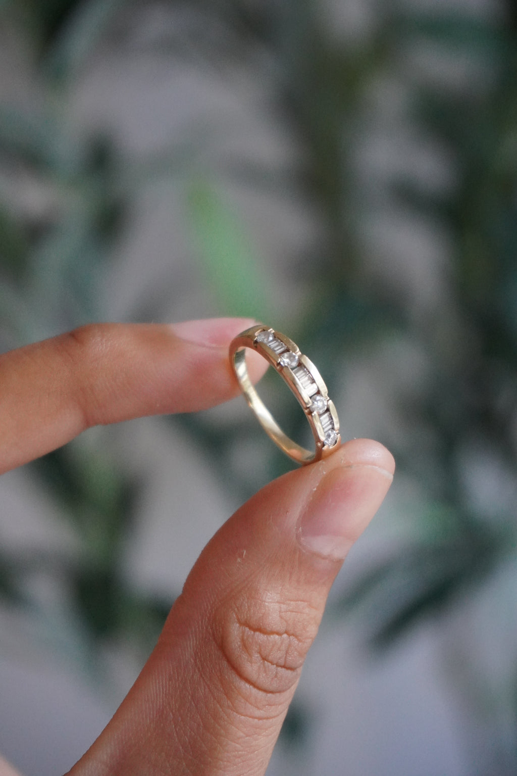 14K Yellow Gold Diamond Stacker Sz 6 (2 g)