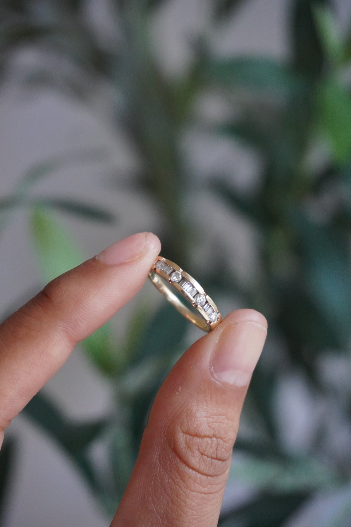 14K Yellow Gold Diamond Stacker Sz 6 (2 g)