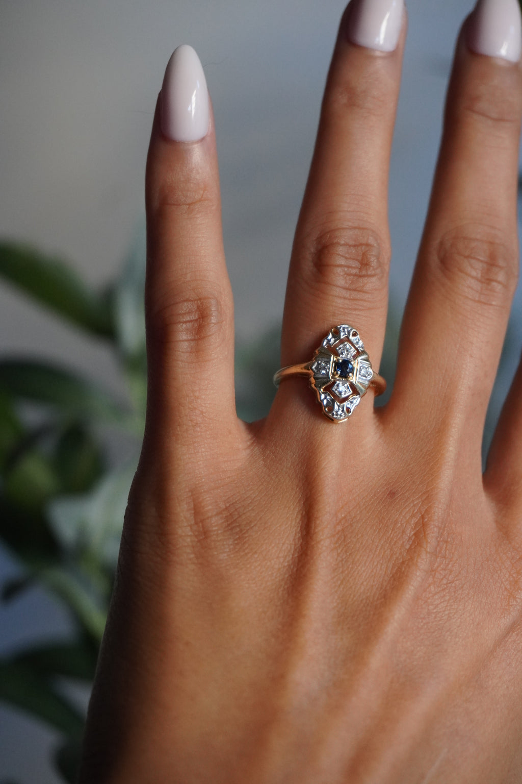 14K Antique Yellow Gold Diamond Sapphire Ring Sz 5.5 (2.8 g)
