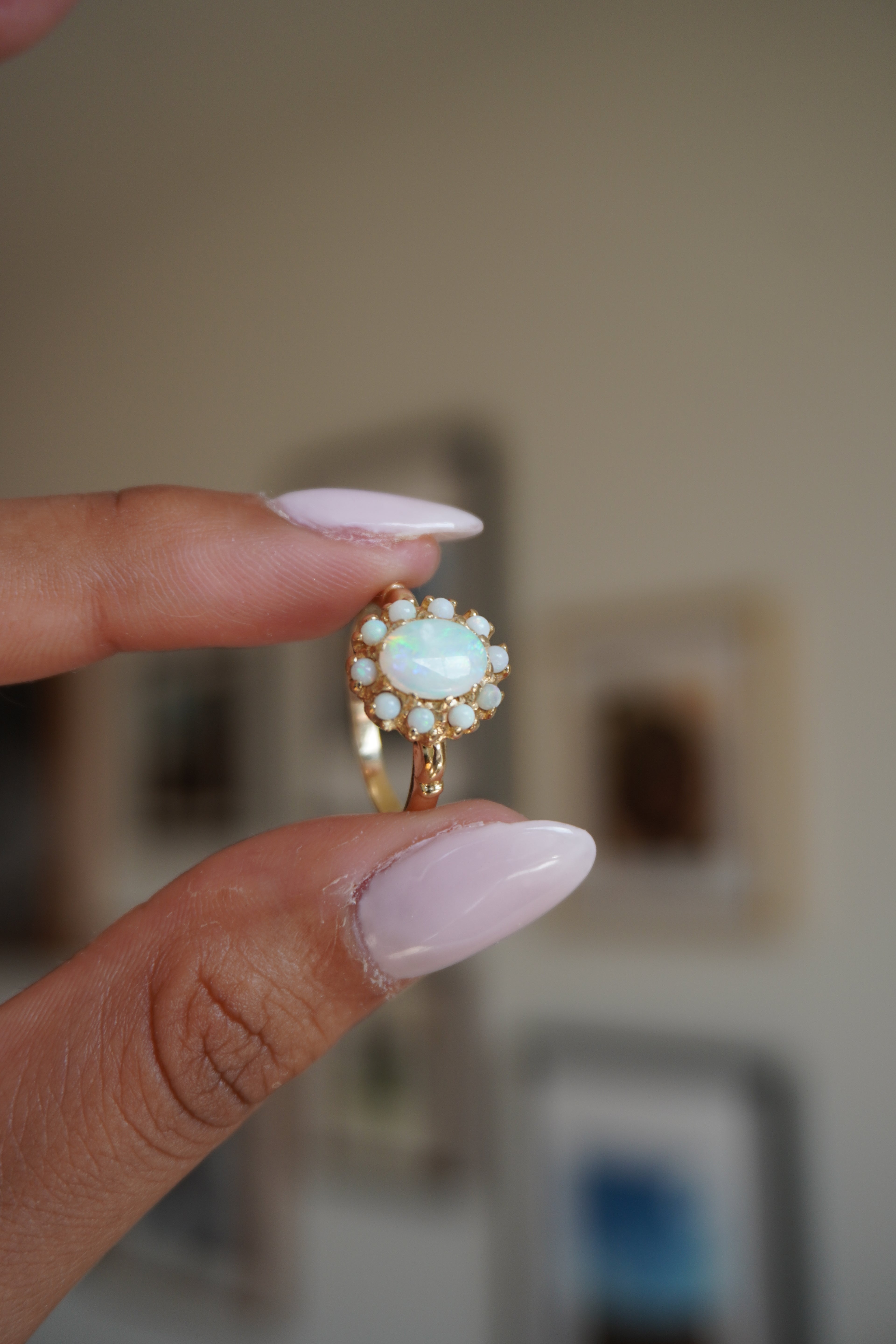 14K Yellow Gold Opal Ring Sz 6.25