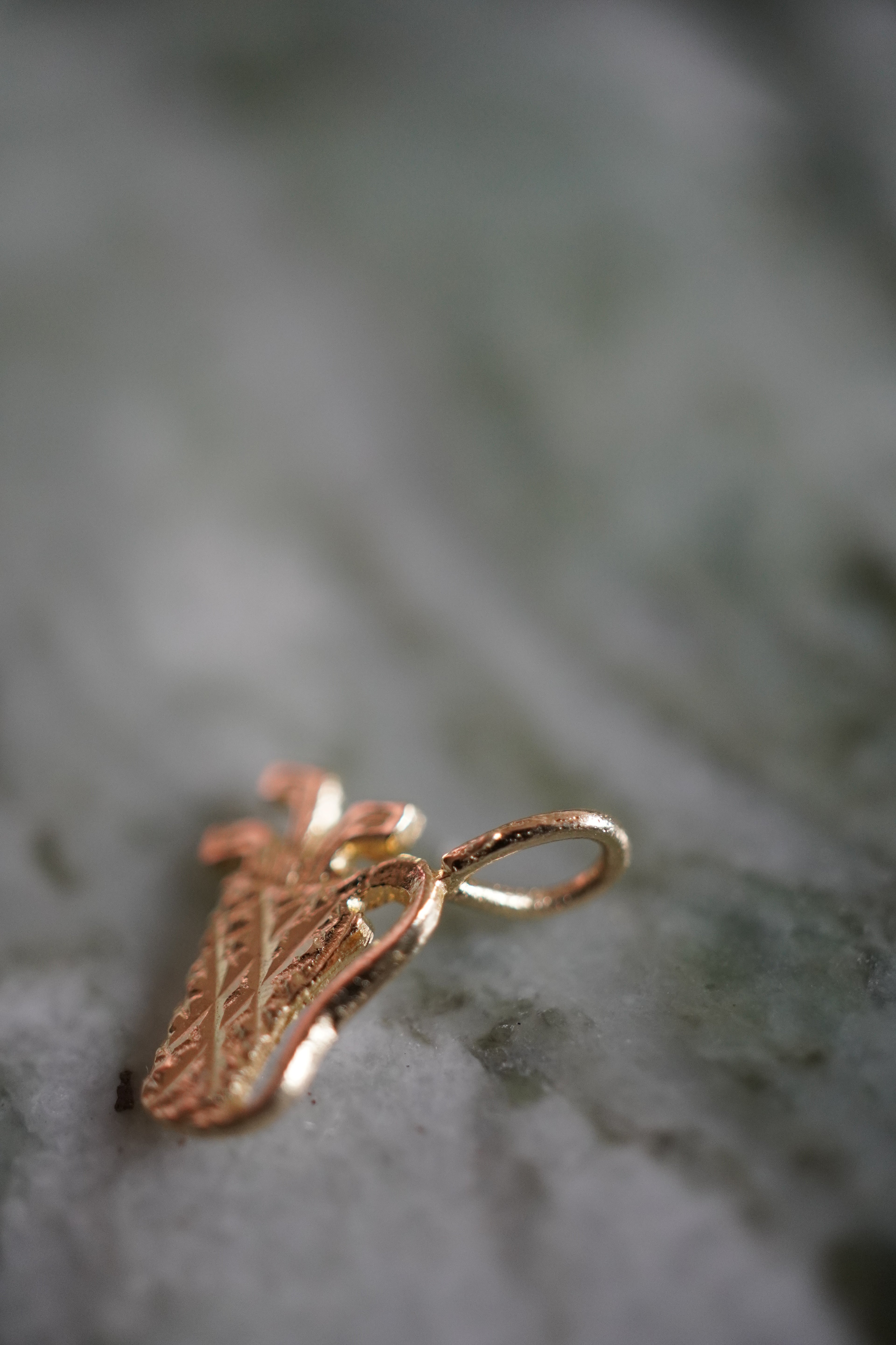 14K Yellow Gold Golf Pendant