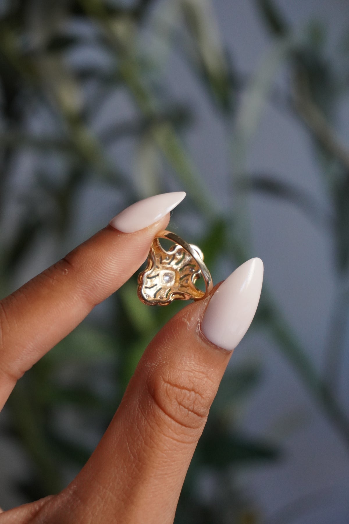 14K Yellow Gold Diamond (0.25 ctw) Filigree Ring Sz 5 (3 g)
