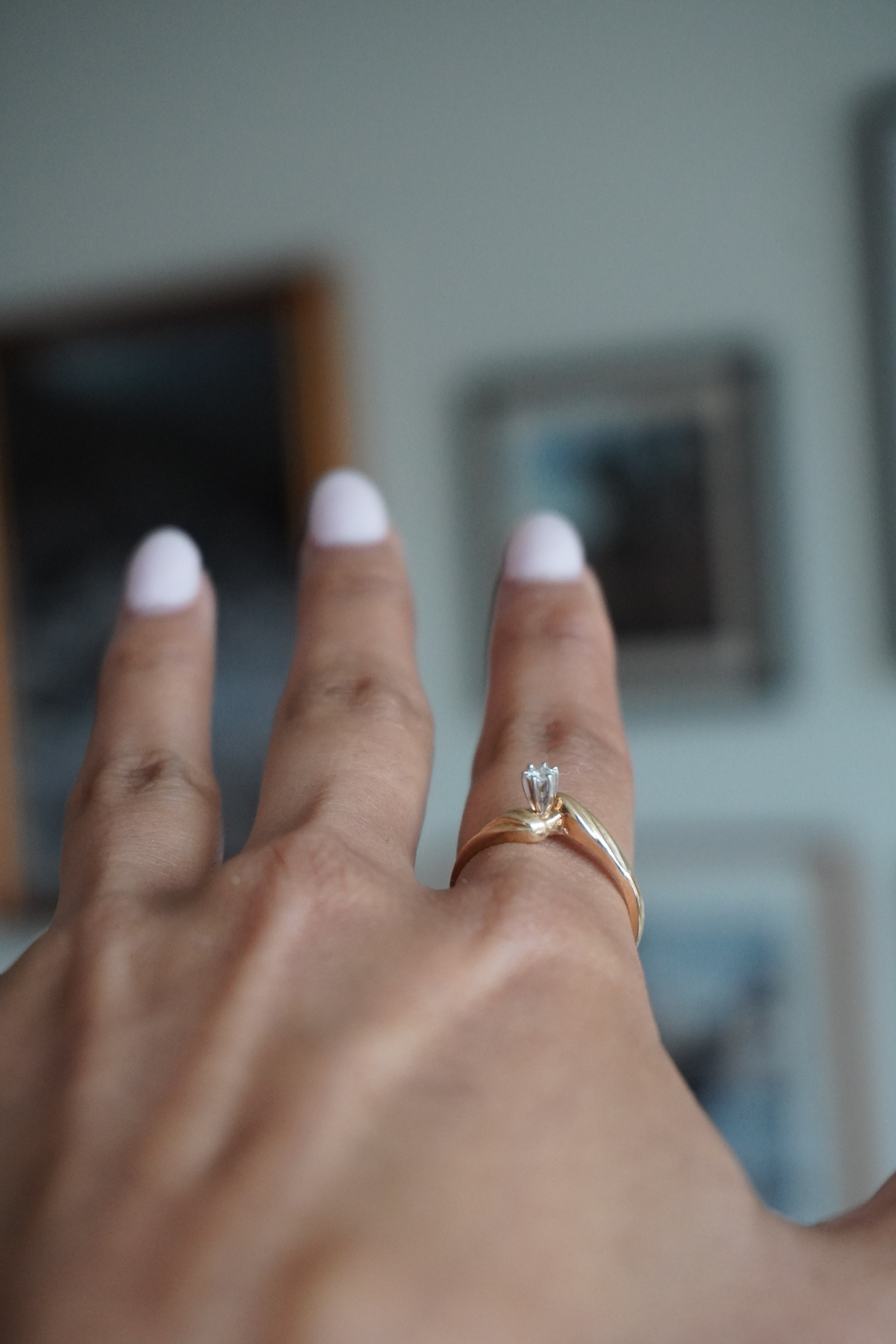 10K Yellow Gold Diamond Solitaire Ring Sz 7.5