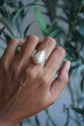 14K Yellow Gold Mabe Pearl Ring Sz 7.25 (4.3 g)