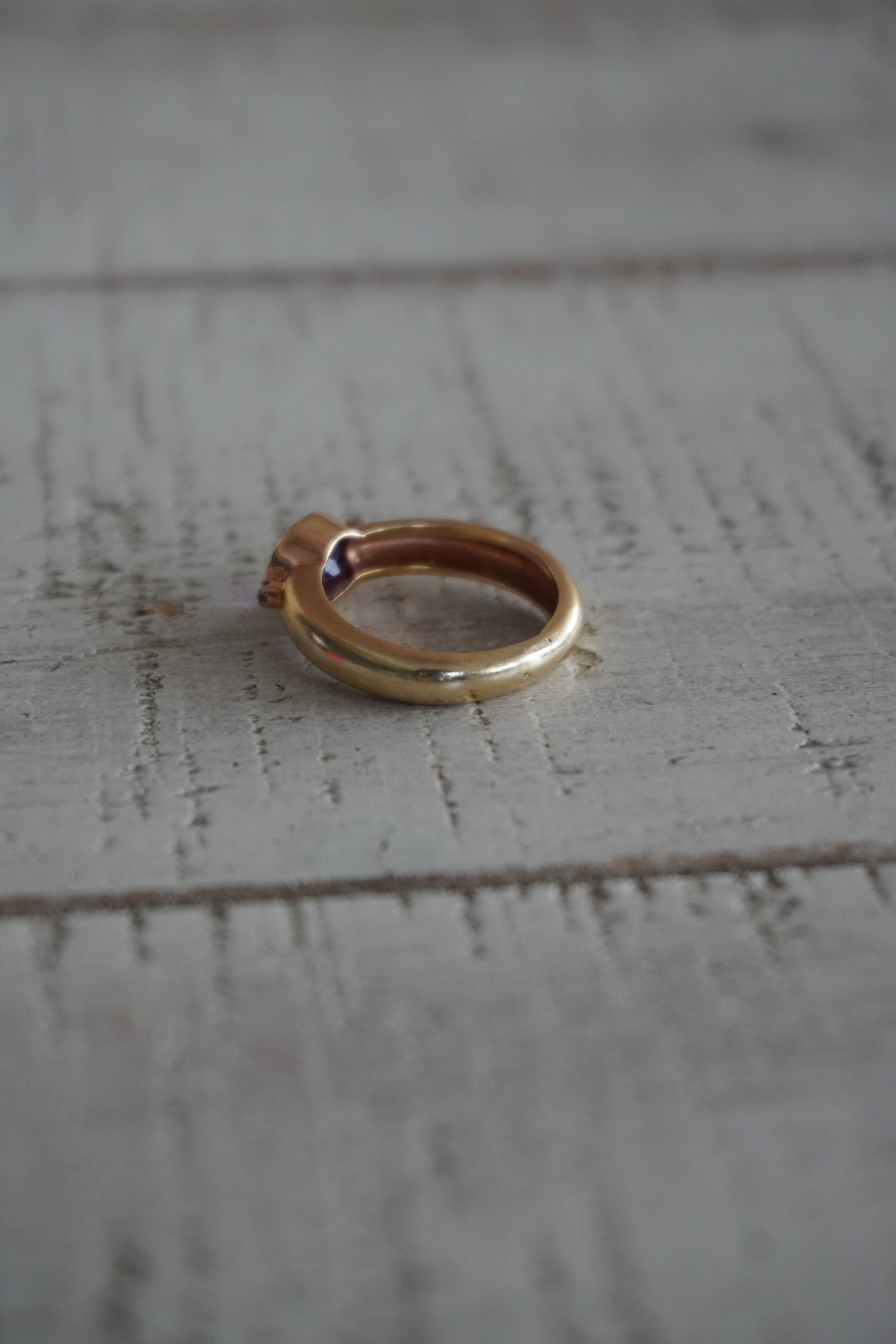 14K Yellow Gold Diamond Amethyst (~1.00 ctw) Dome Ring with Matte Finish Sz 6.25 (4.8 grams)