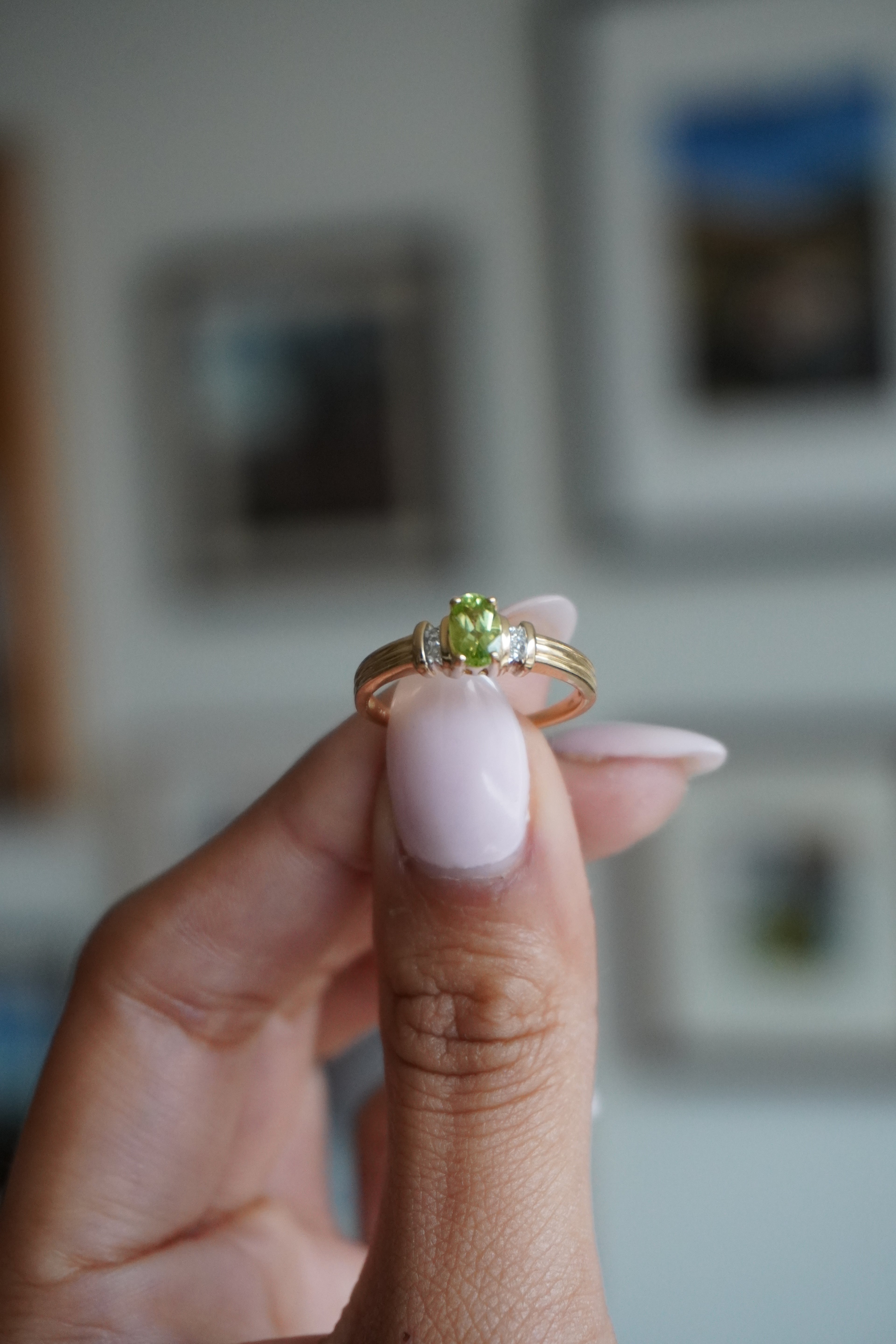 10K Yellow Gold Peridot Diamond Ring Sz 7