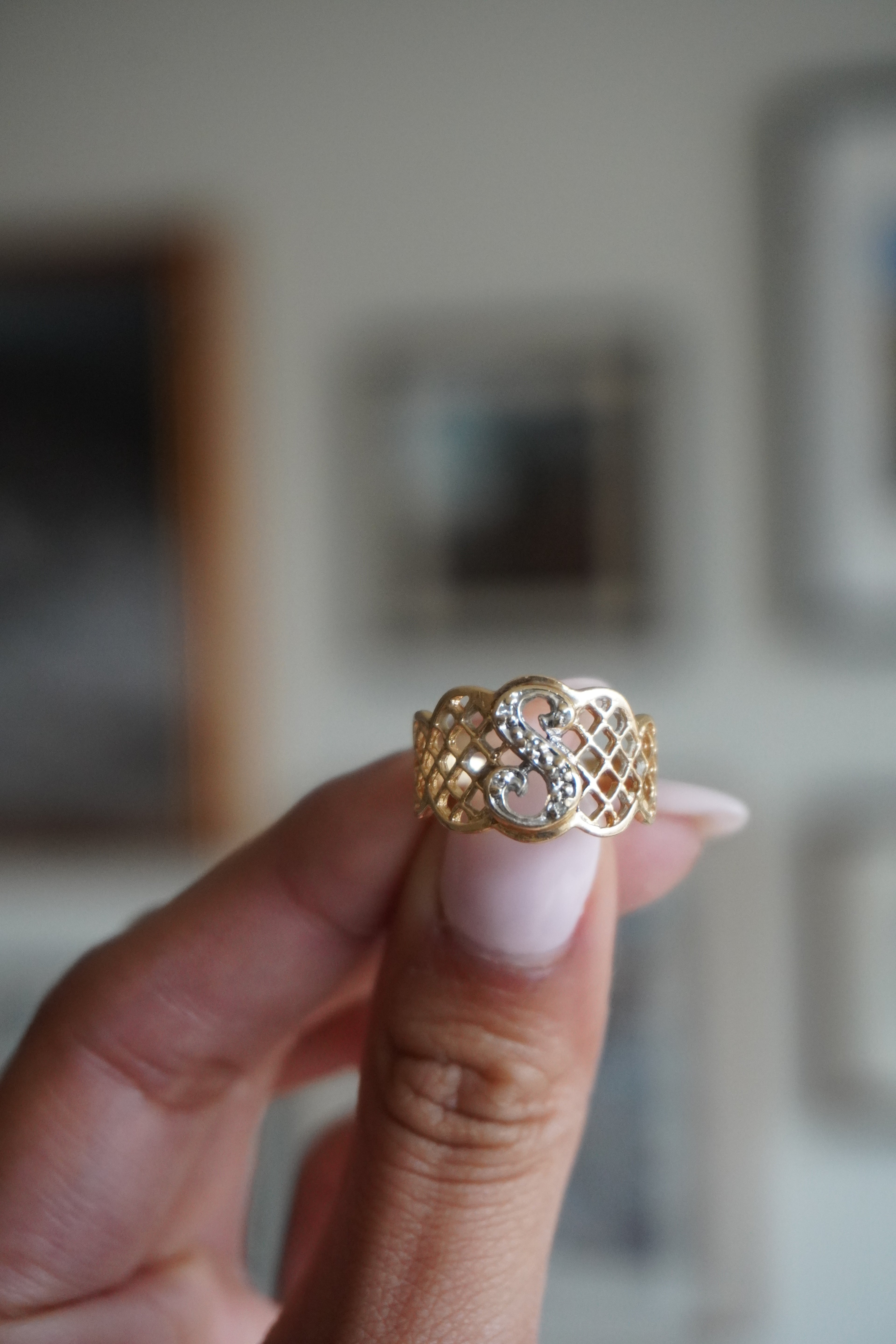14K Two Tone Diamond "S" Initial Ring Sz 6.5