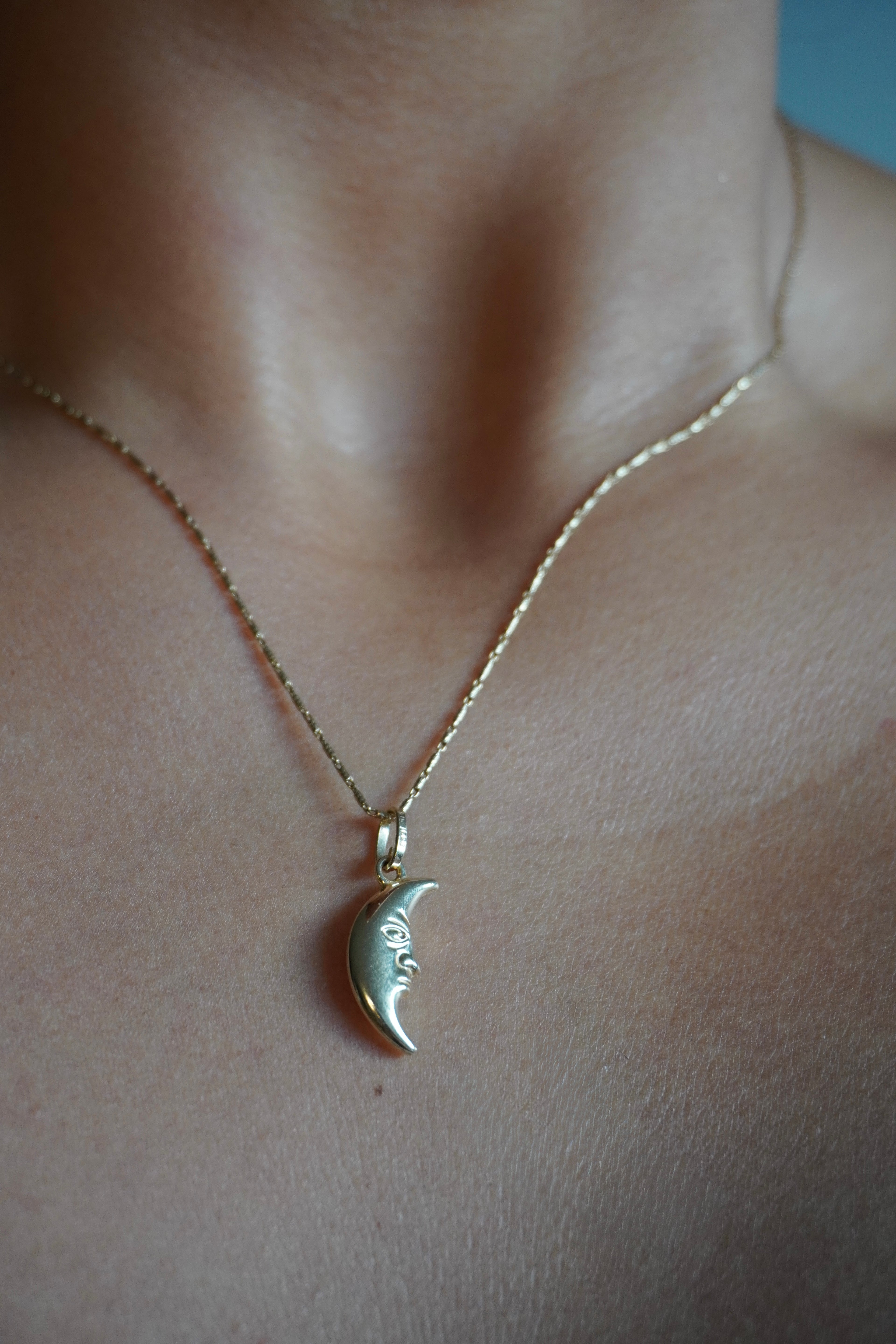 14K Yellow Gold Moon Pendant