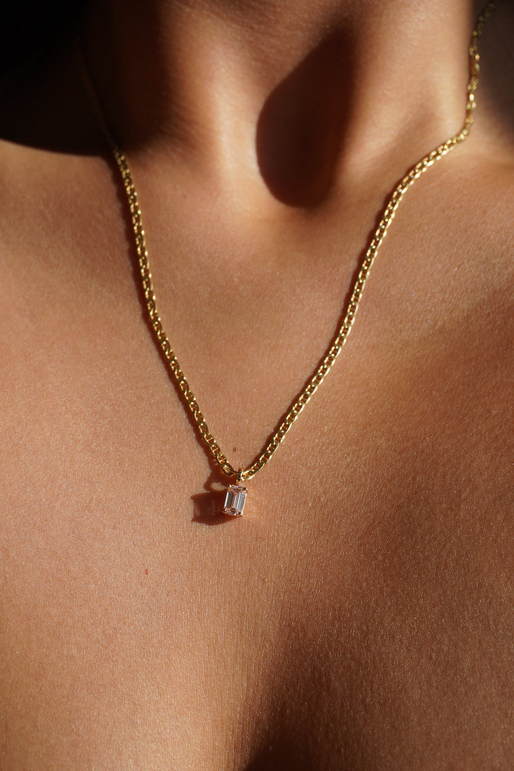 14K Yellow Gold Fancy Intense Pink Emerald Cut 0.80 ct Lab-Grown Diamond Pendant (VS 1)