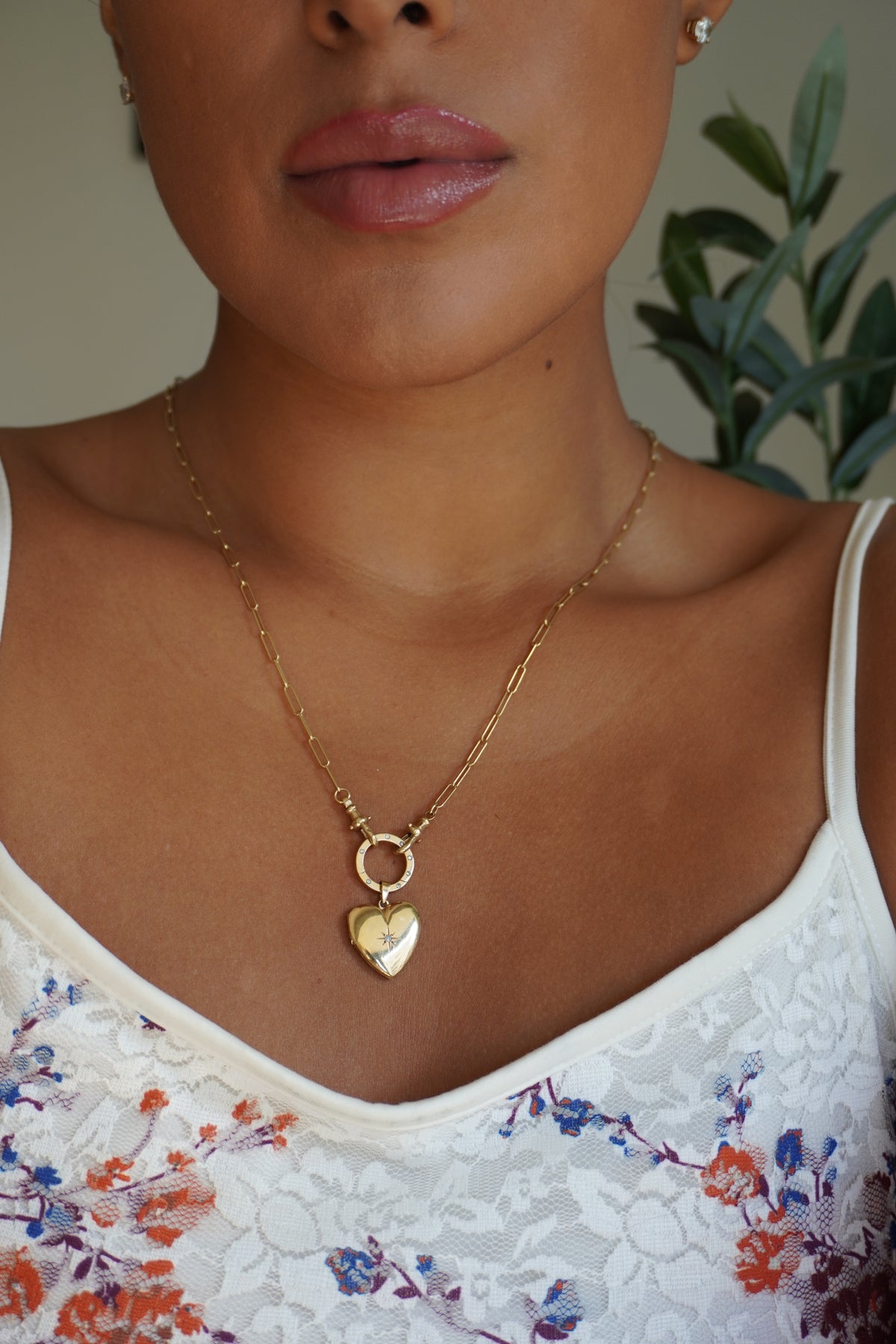 14K Yellow Gold Diamond Heart Locket (1.8 g)