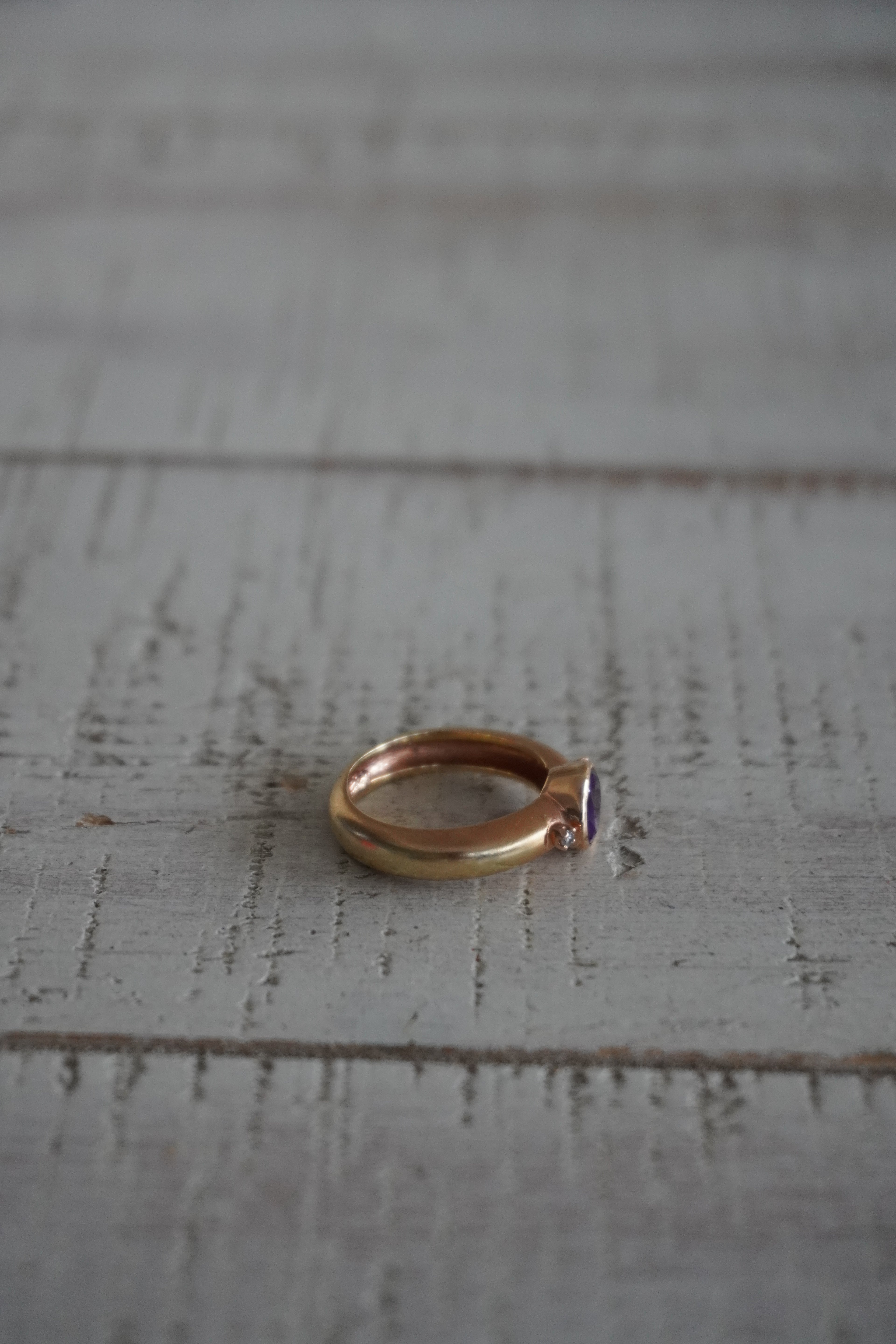 14K Yellow Gold Diamond Amethyst (~1.00 ctw) Dome Ring with Matte Finish Sz 6.25 (4.8 grams)