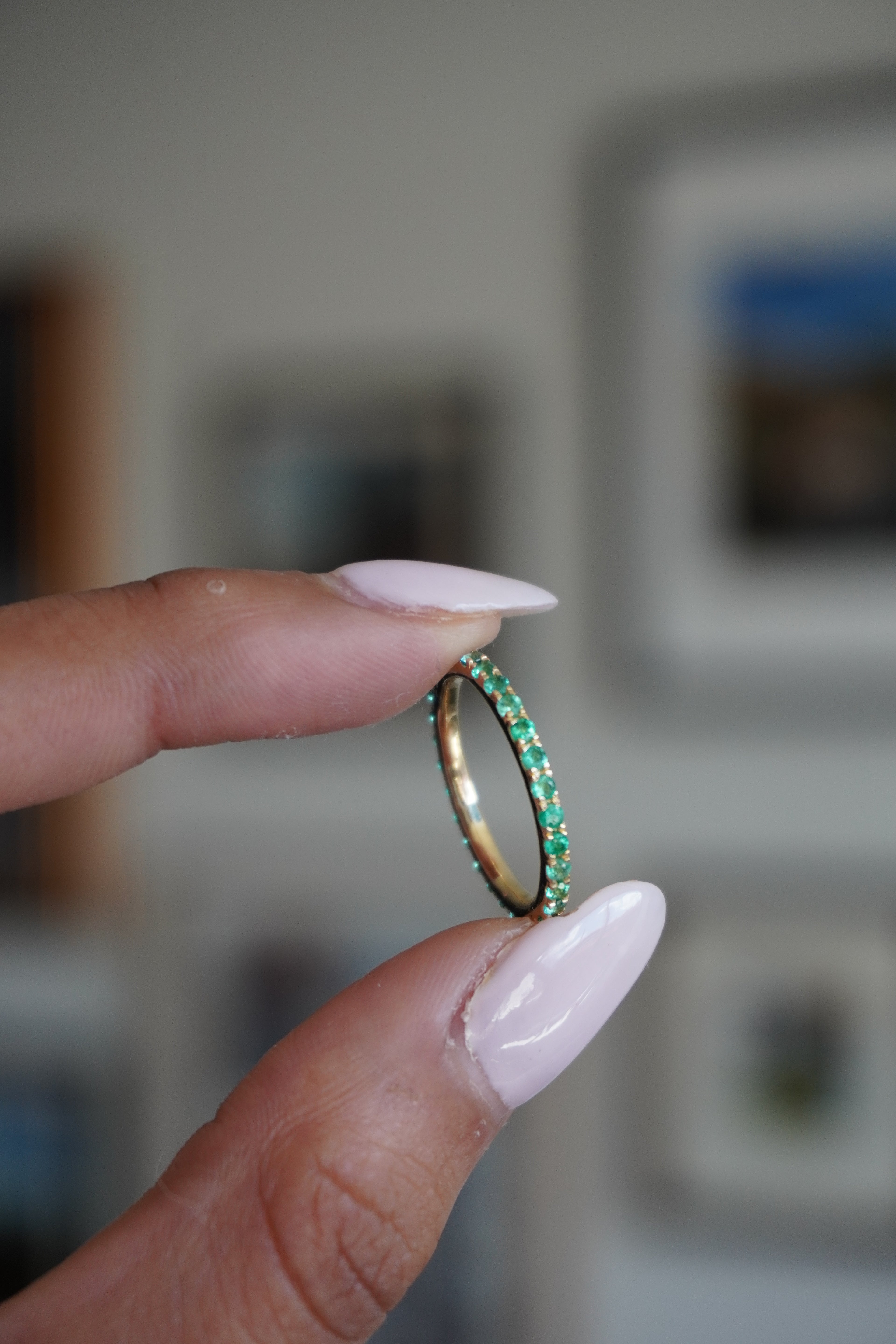 14K Yellow Gold Emerald (0.66 ctw) Eternity Band Sz 6